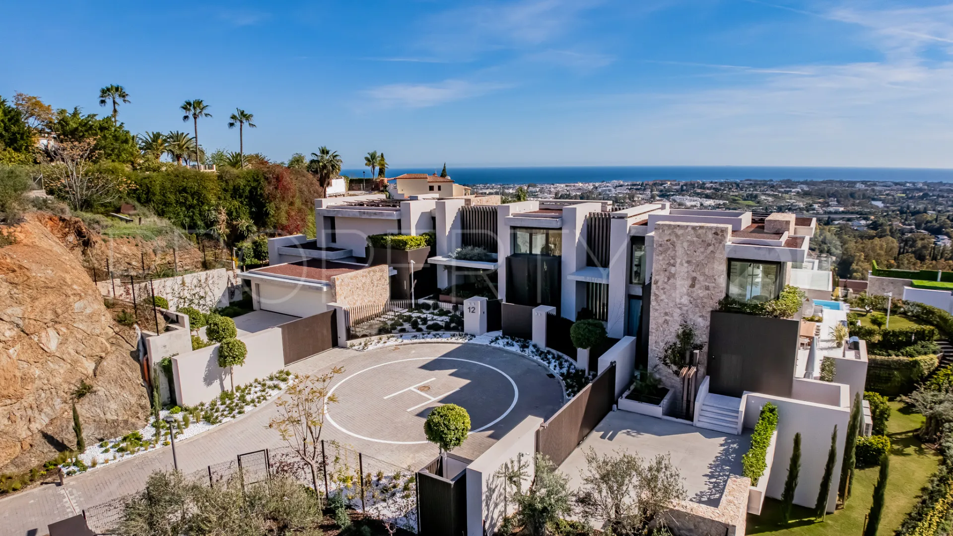 Villa en venta con 8 dormitorios en Altos de La Quinta