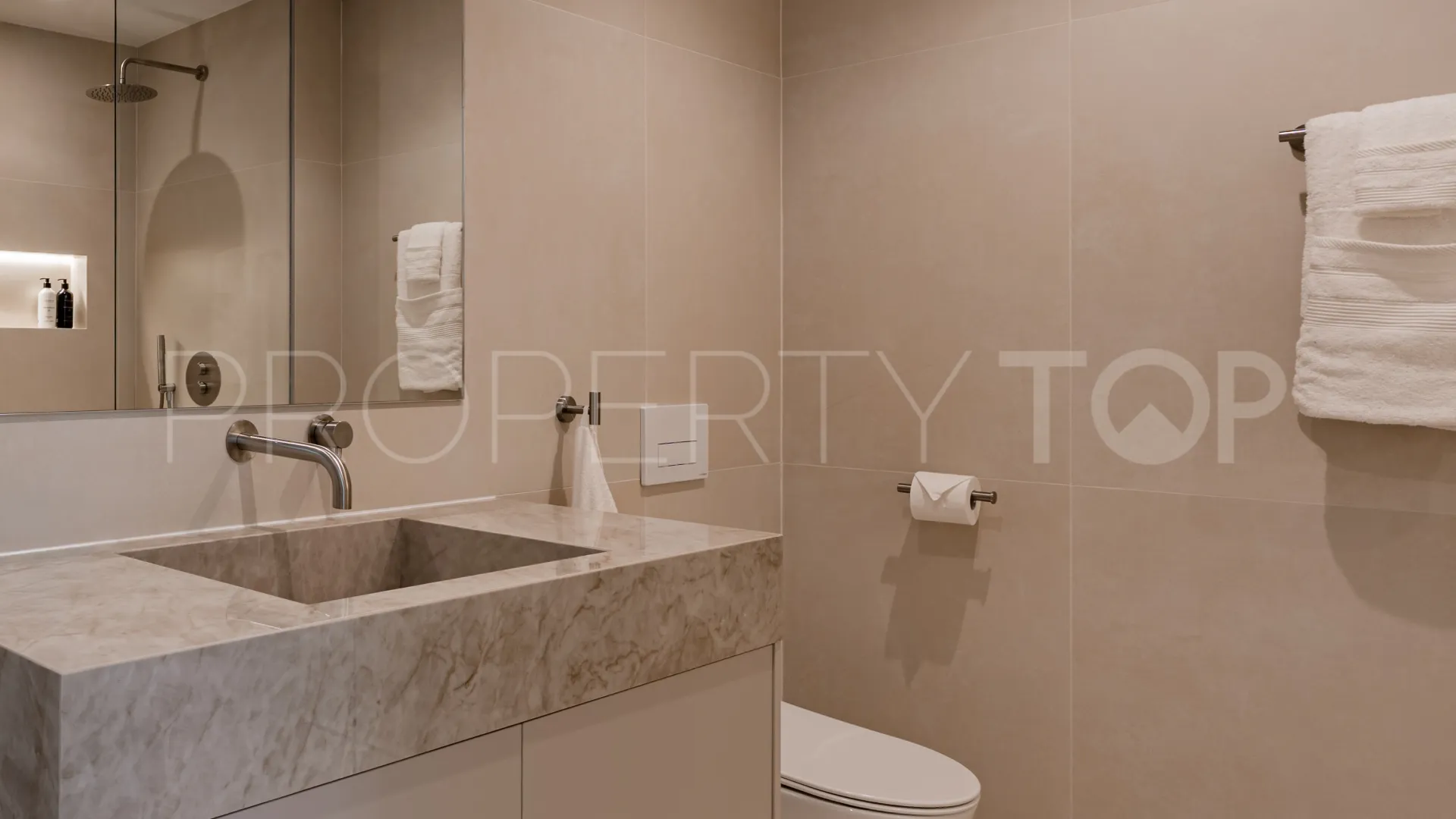 For sale duplex penthouse with 3 bedrooms in La Quinta