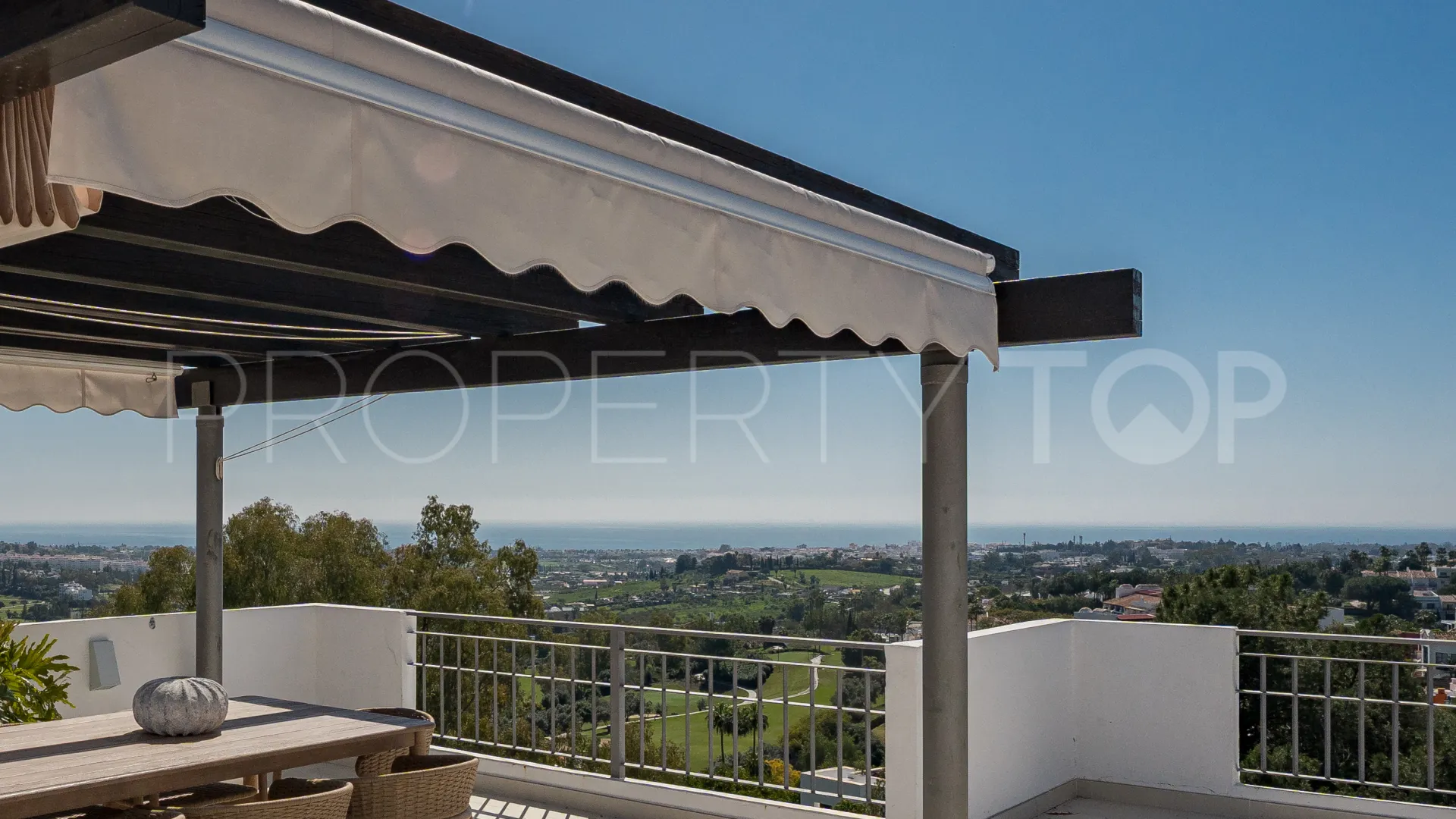 For sale duplex penthouse with 3 bedrooms in La Quinta