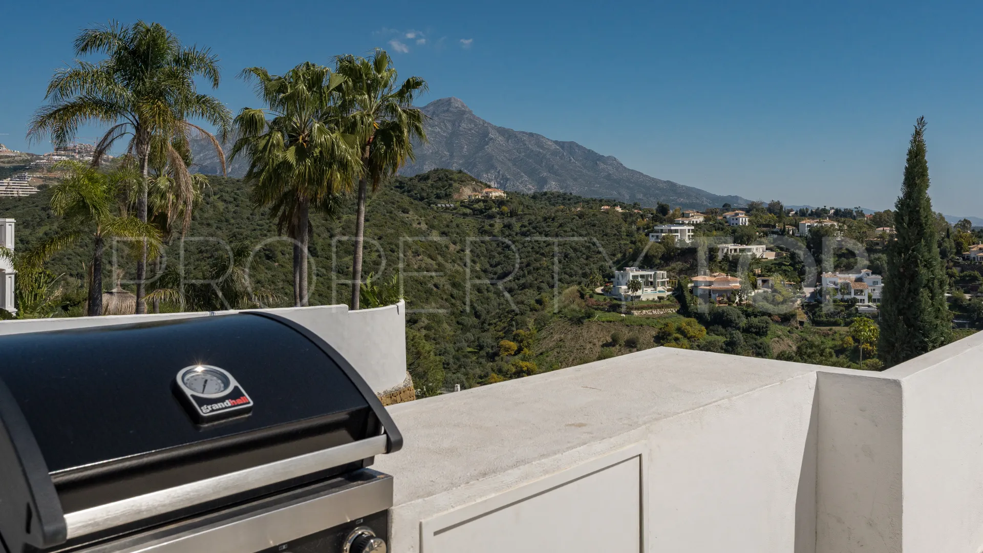 For sale duplex penthouse with 3 bedrooms in La Quinta