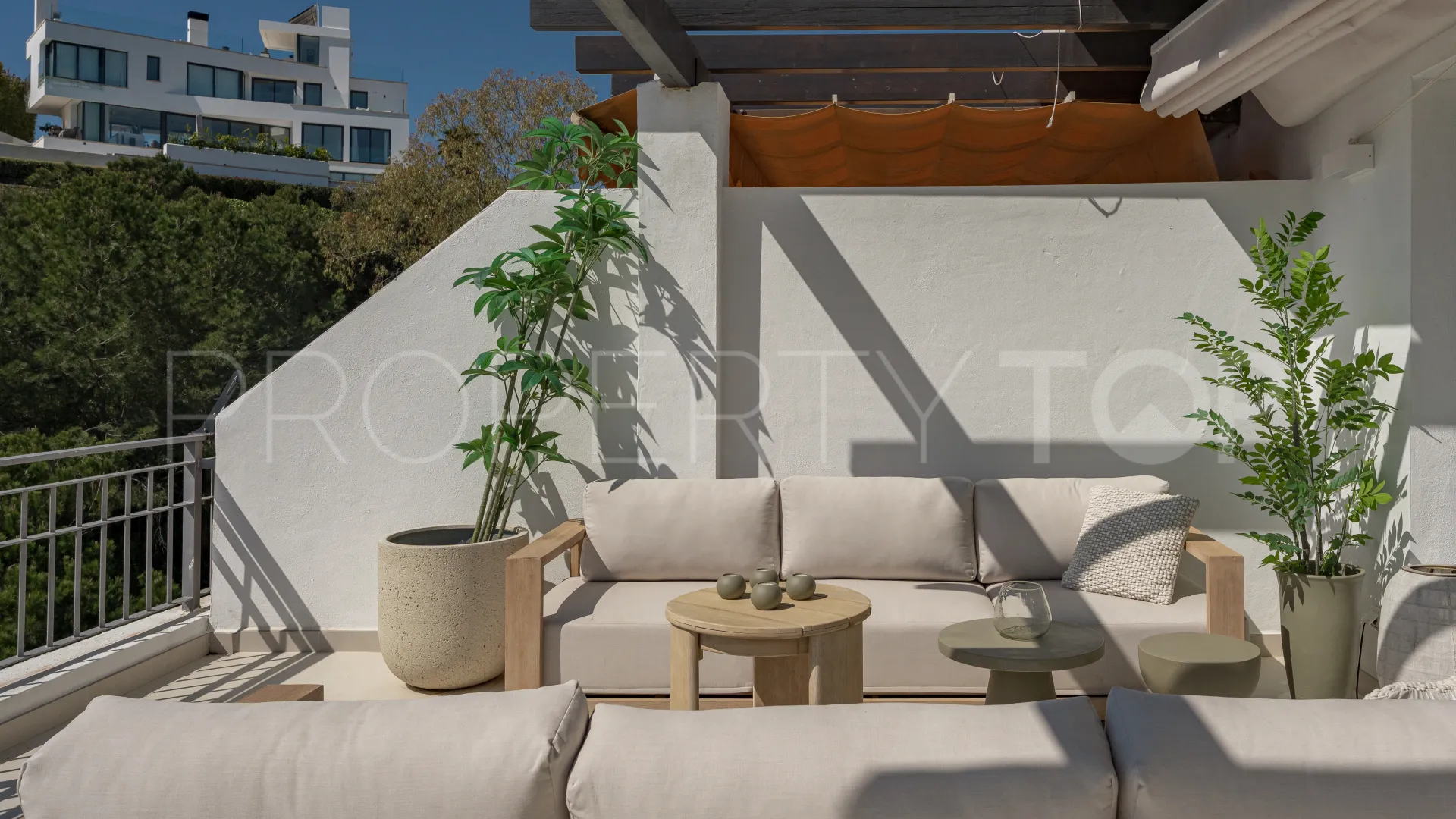 For sale duplex penthouse with 3 bedrooms in La Quinta