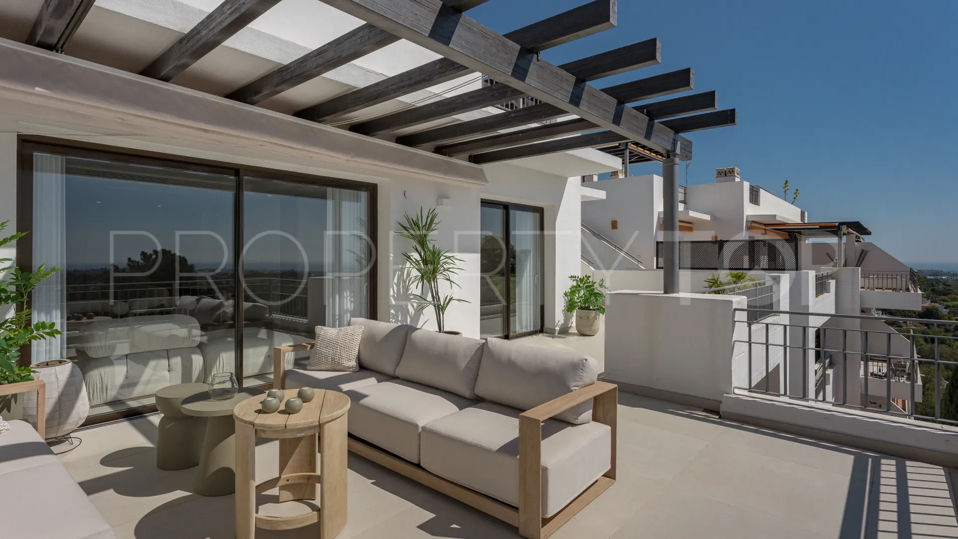 For sale duplex penthouse with 3 bedrooms in La Quinta