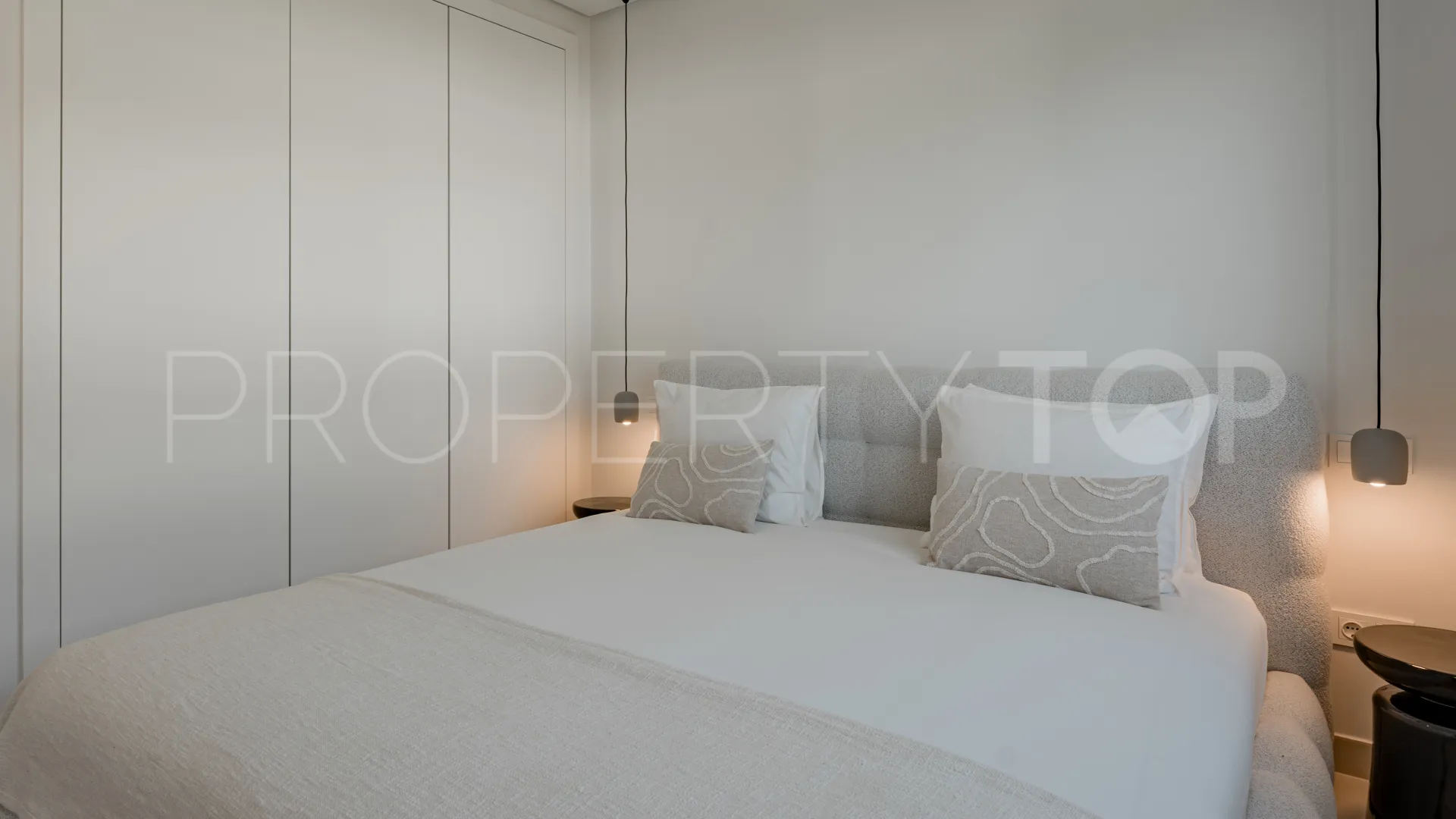 For sale duplex penthouse with 3 bedrooms in La Quinta