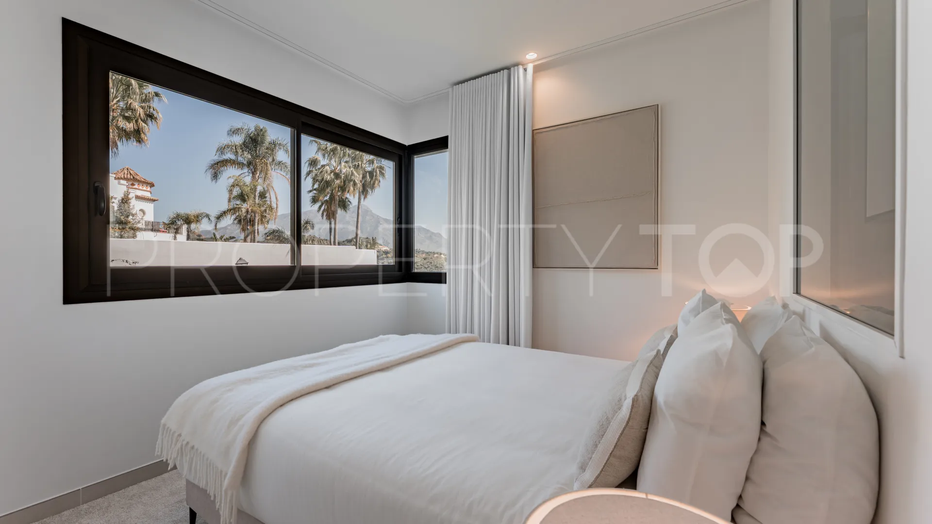 For sale duplex penthouse with 3 bedrooms in La Quinta