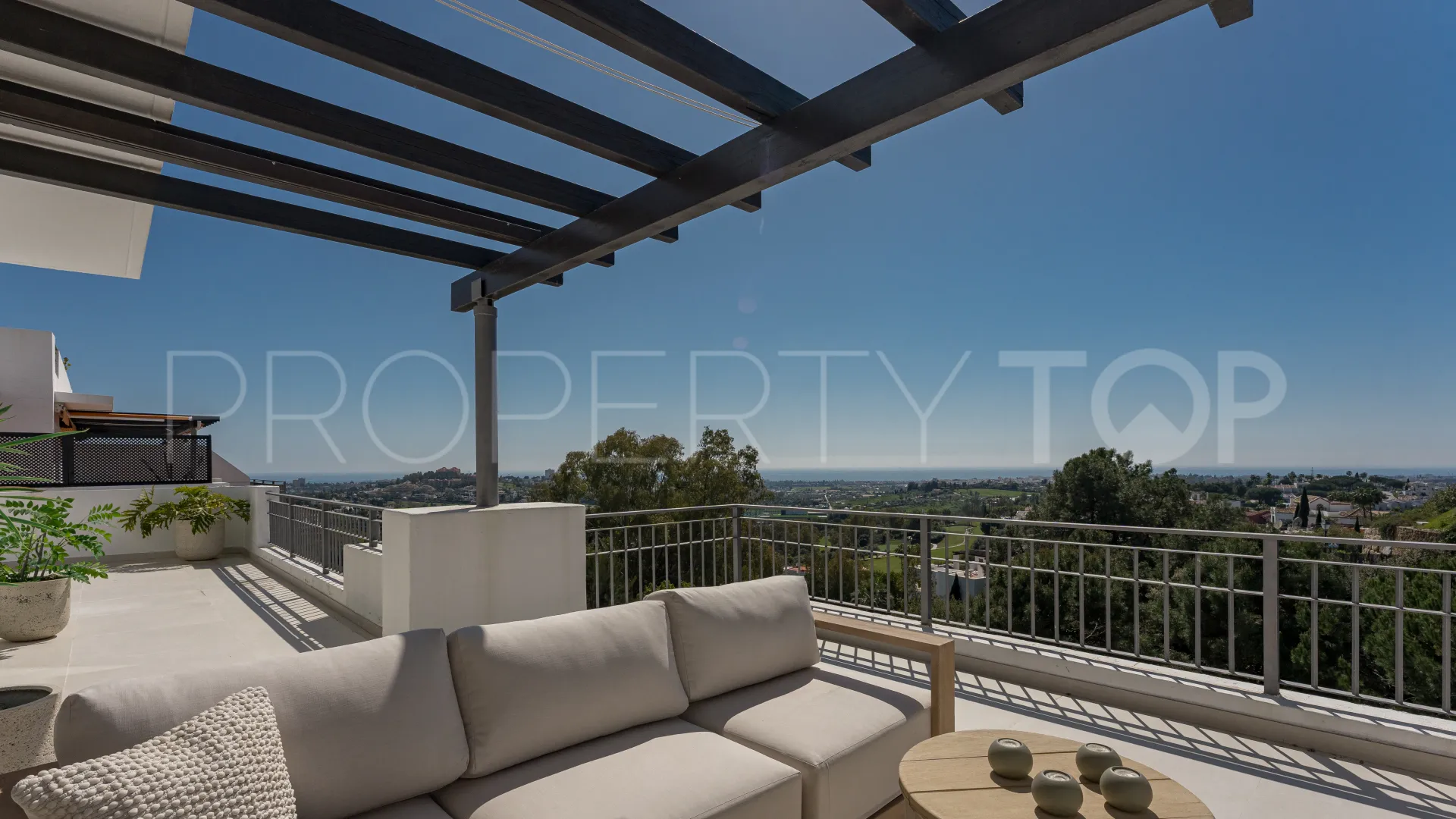 For sale duplex penthouse with 3 bedrooms in La Quinta