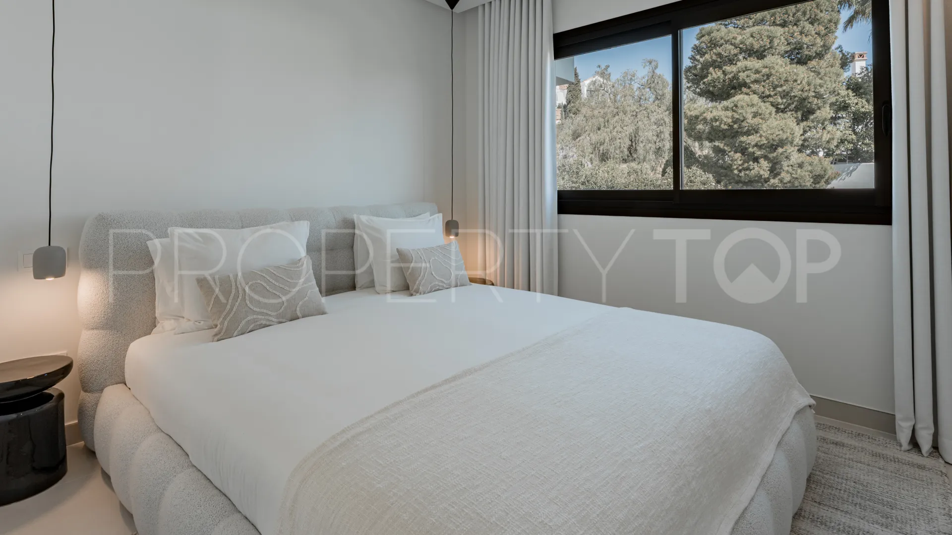 For sale duplex penthouse with 3 bedrooms in La Quinta