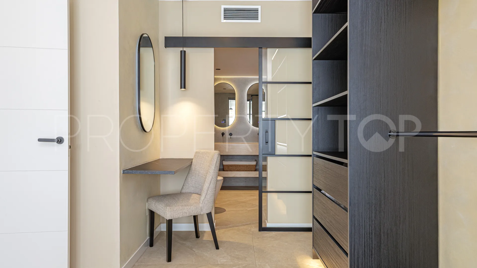 Se vende apartamento en Jardines de Andalucia