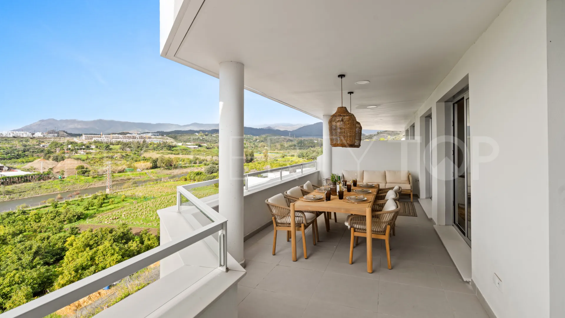 Estepona apartment for sale