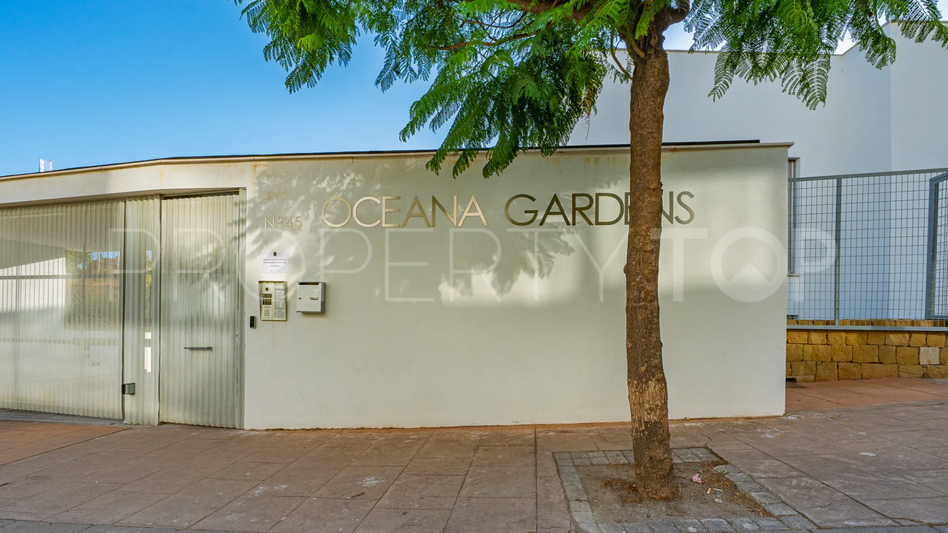 Estepona apartment for sale