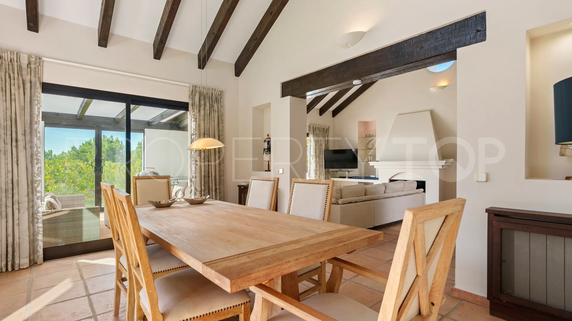 For sale villa with 9 bedrooms in Benahavis
