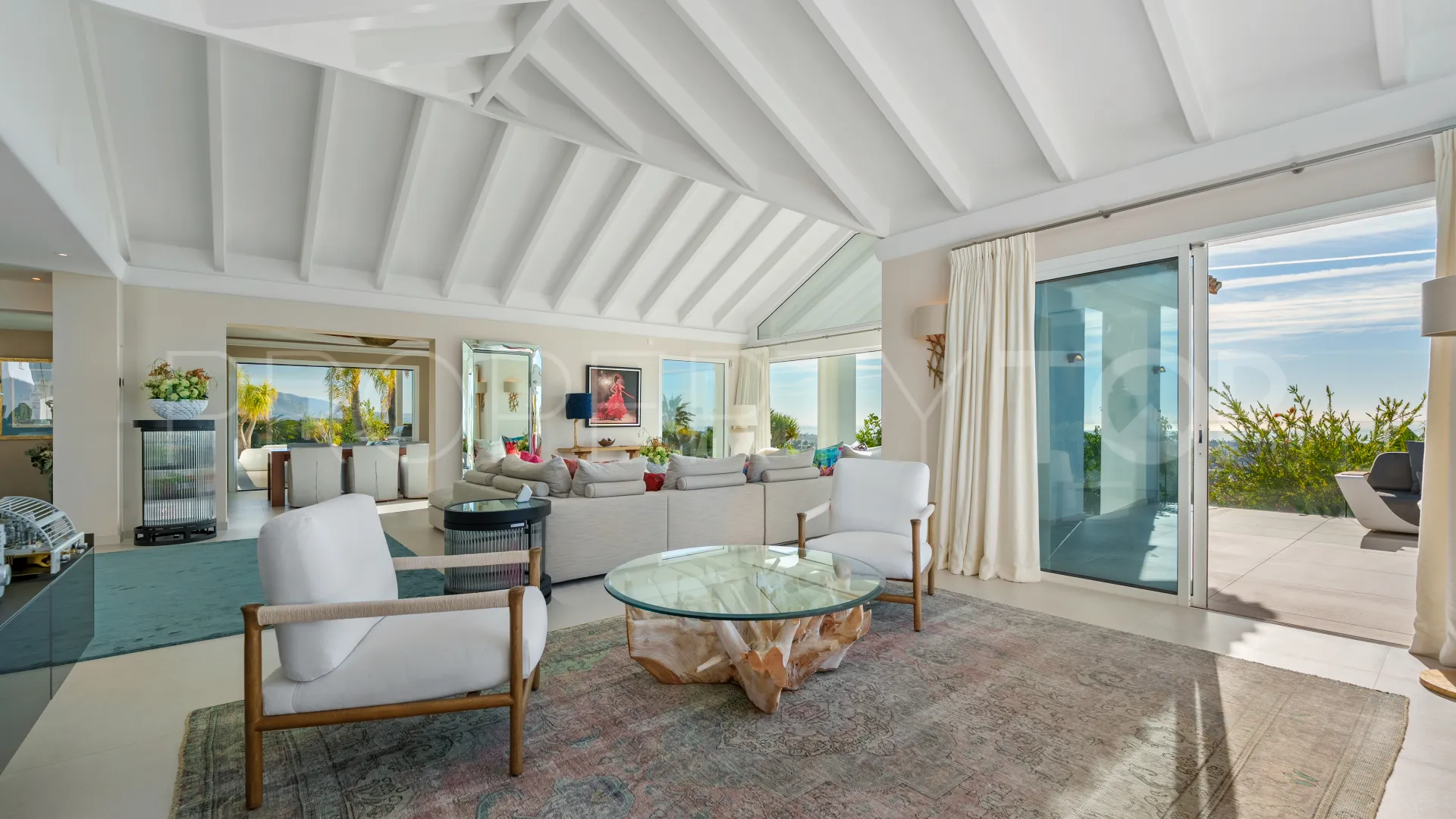 For sale villa with 9 bedrooms in Benahavis