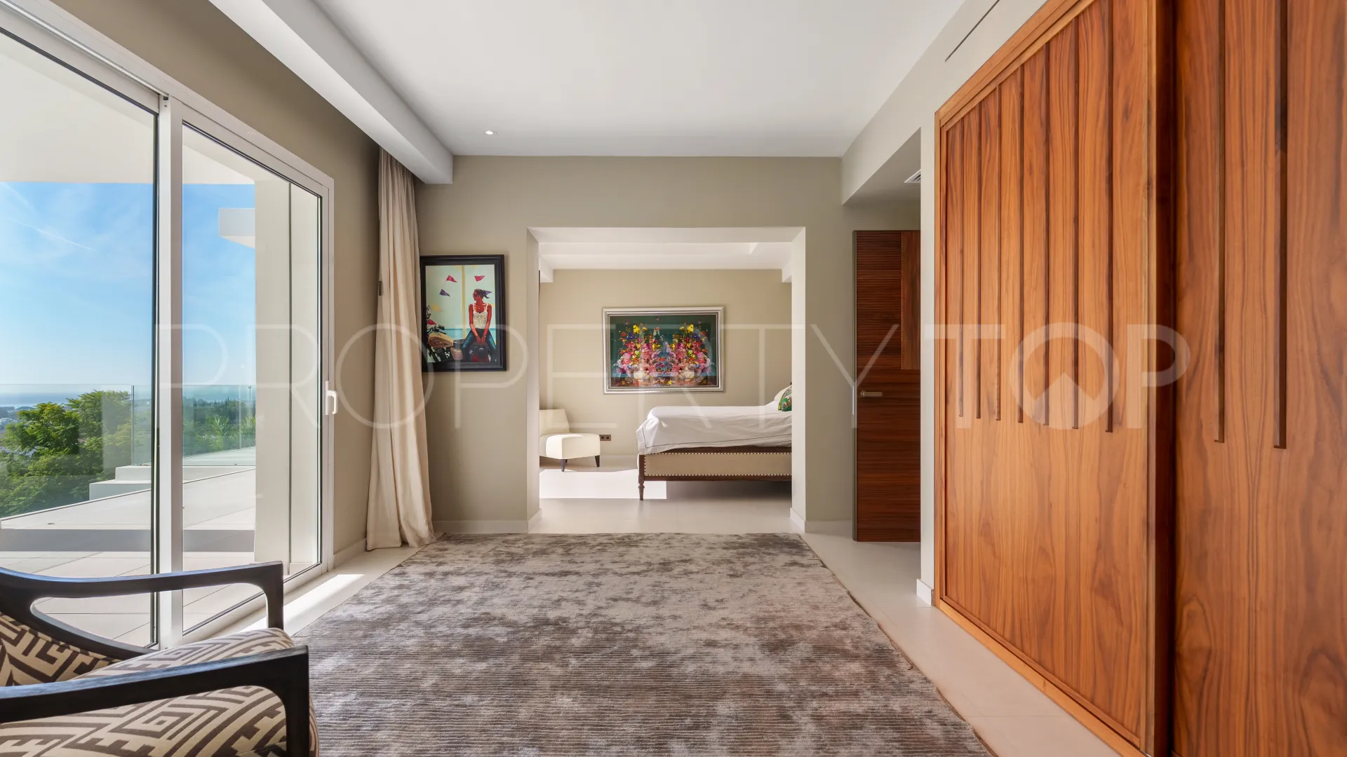 For sale villa with 9 bedrooms in Benahavis