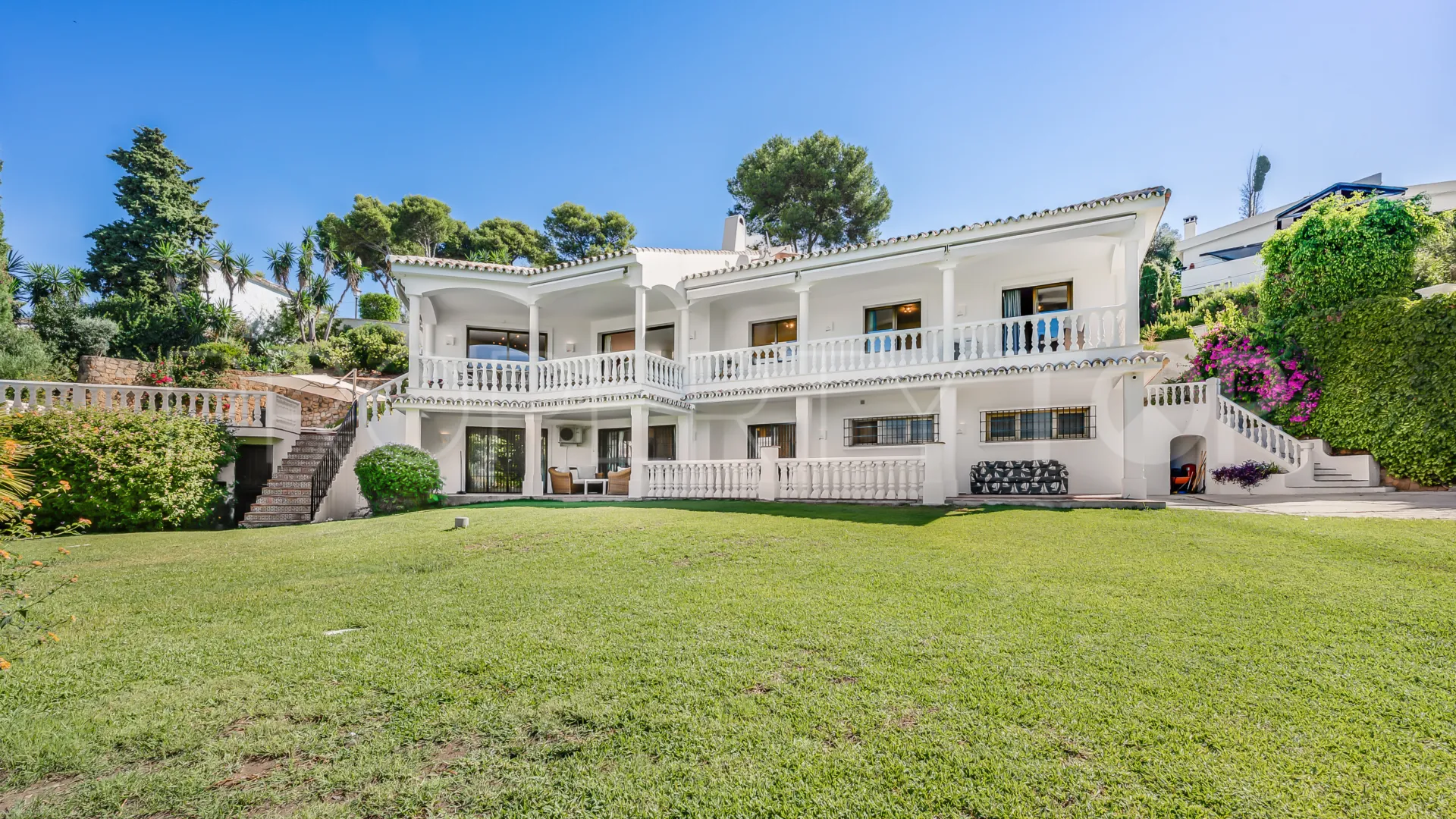 Villa en venta en El Rosario con 5 dormitorios