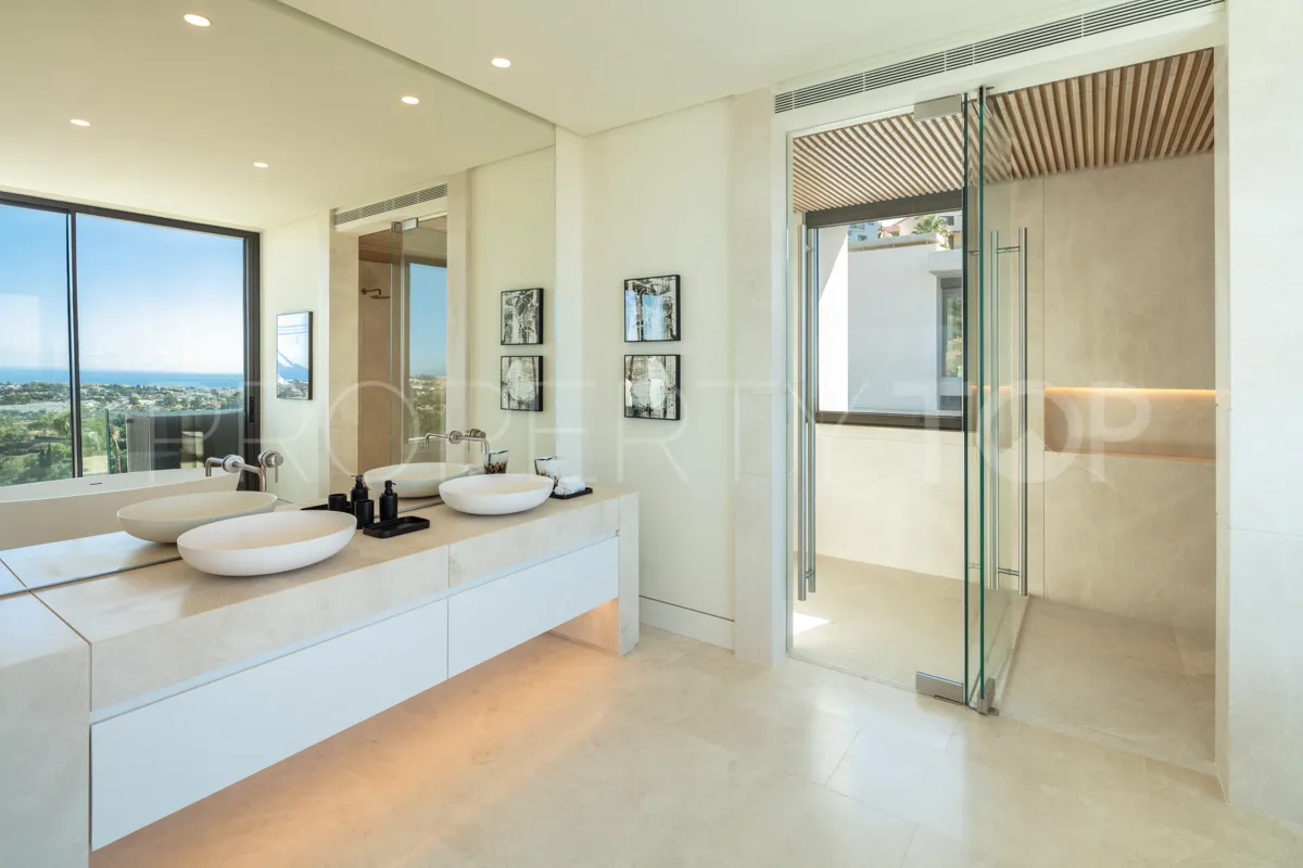 Comprar villa en Benahavis