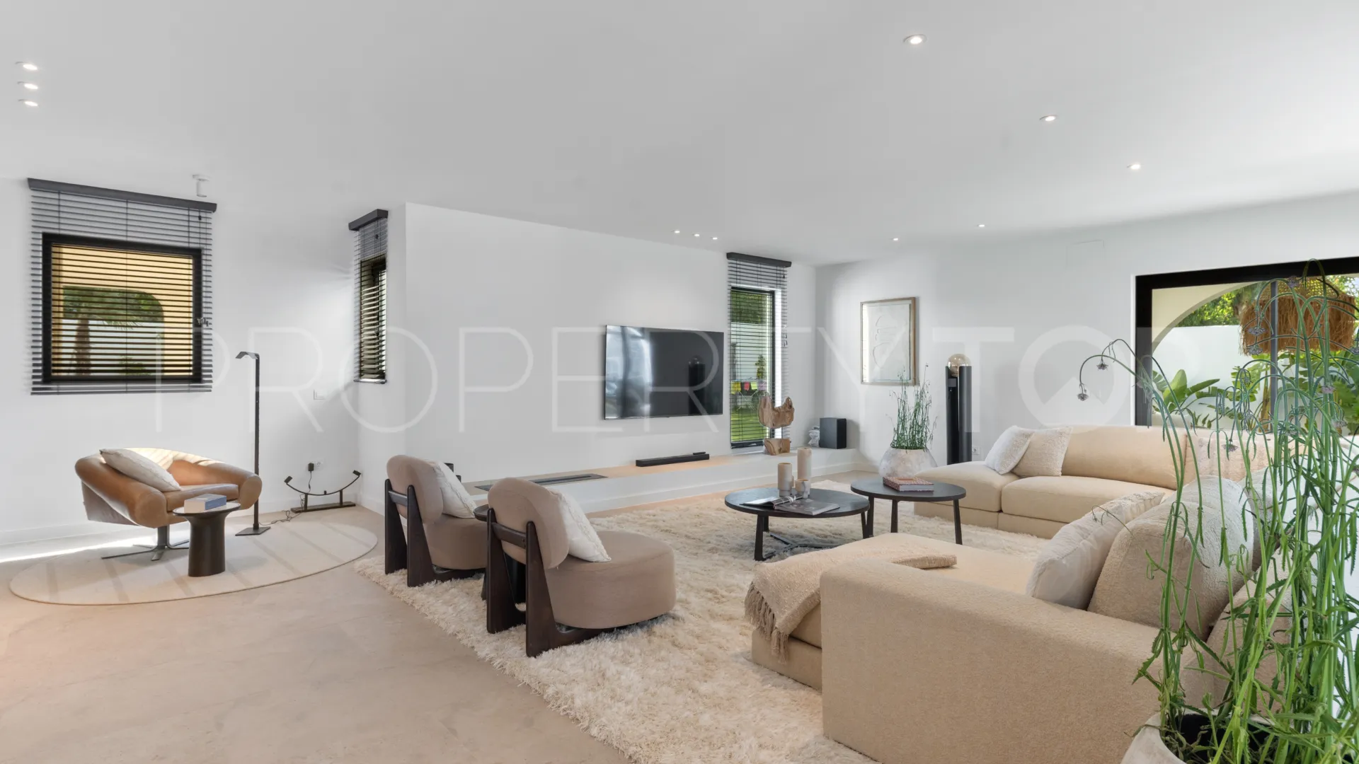 For sale Casasola villa with 5 bedrooms