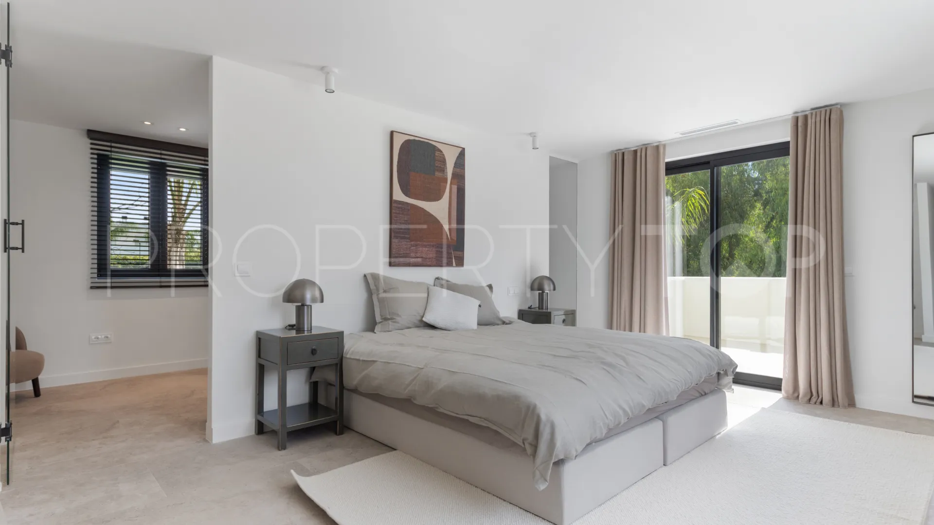 For sale Casasola villa with 5 bedrooms