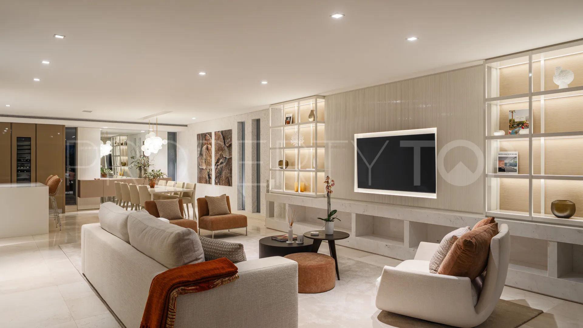 Villa pareada en venta de 4 dormitorios en Marbella Golden Mile