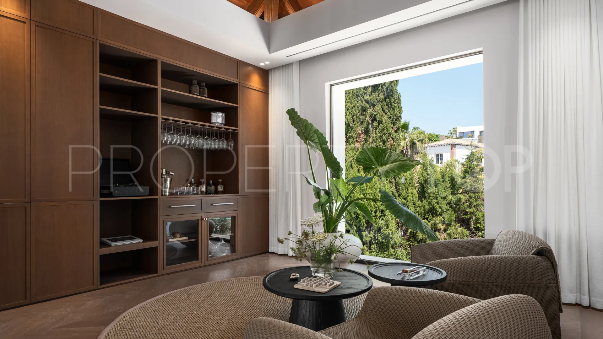 Benahavis 6 bedrooms villa for sale