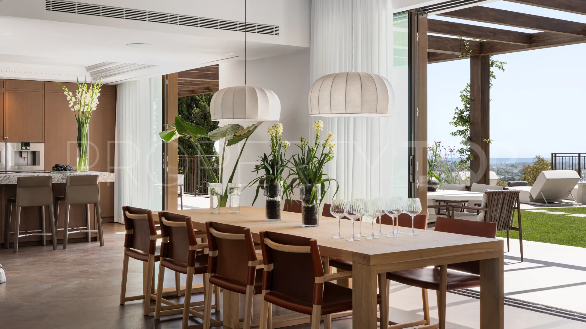 Benahavis 6 bedrooms villa for sale
