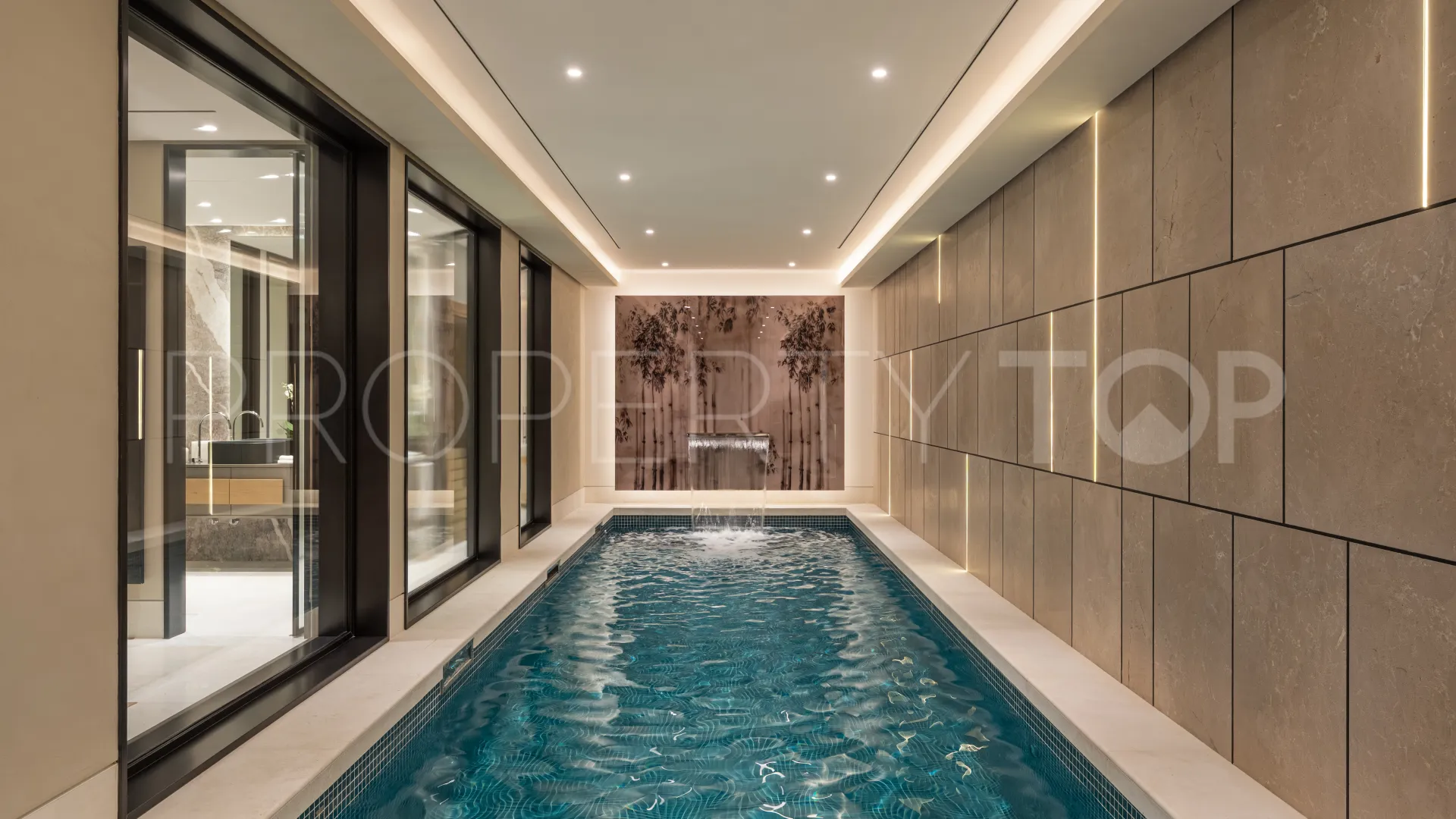 5 bedrooms Marbella City villa for sale