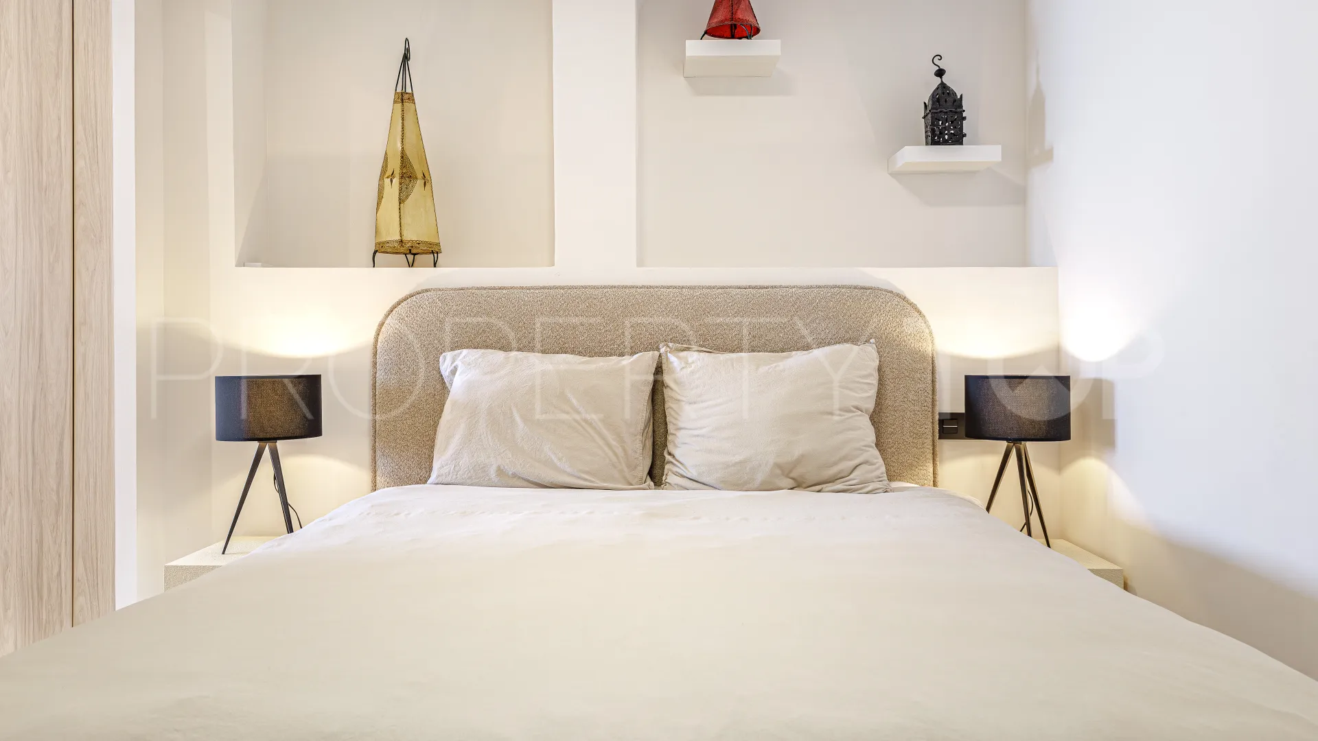 3 bedrooms apartment in Casco antiguo for sale