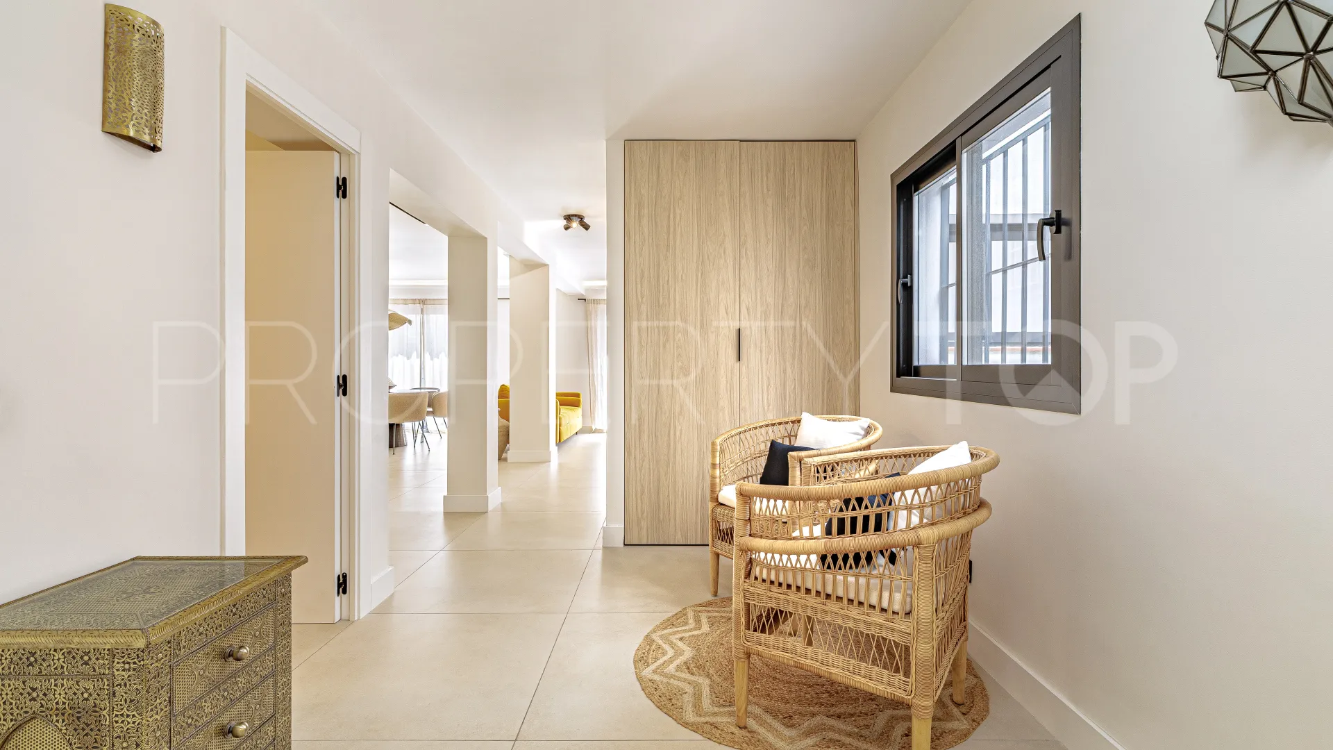 3 bedrooms apartment in Casco antiguo for sale