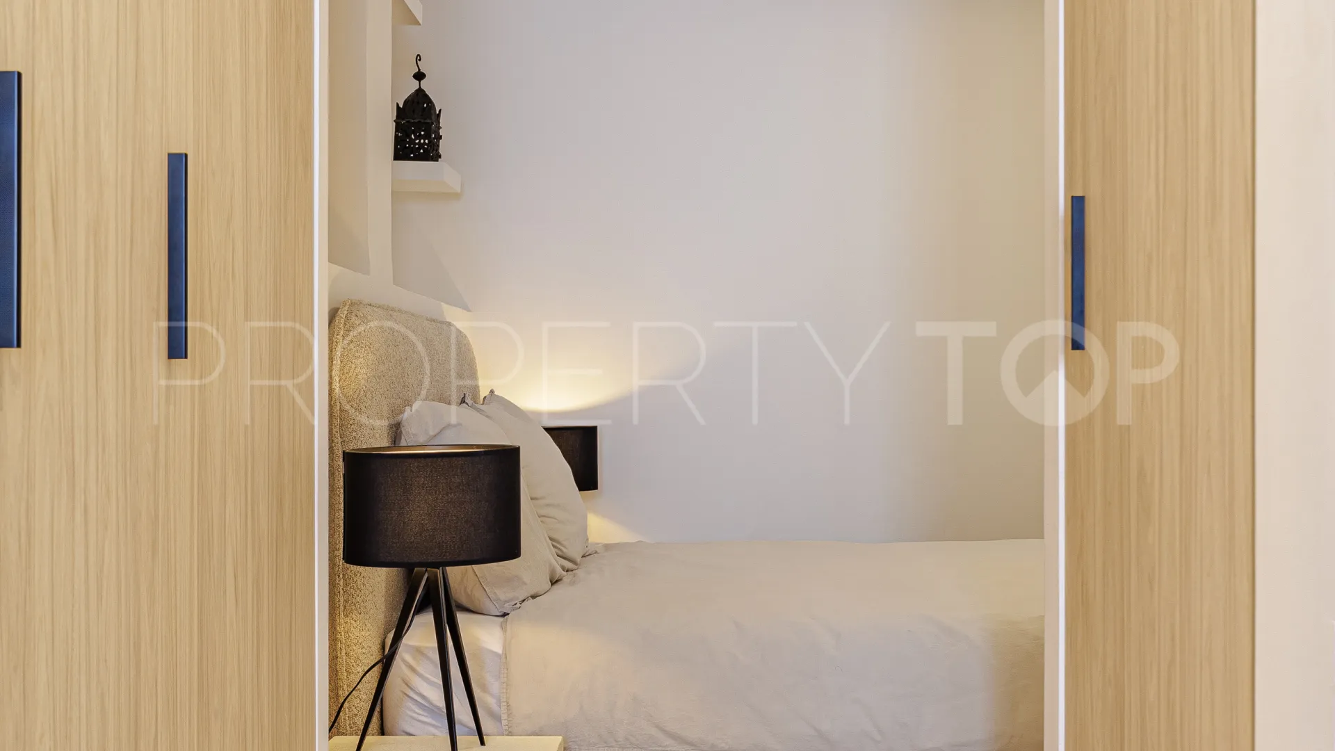 3 bedrooms apartment in Casco antiguo for sale