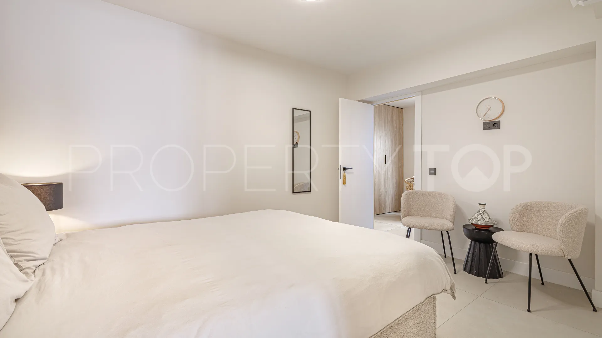 3 bedrooms apartment in Casco antiguo for sale