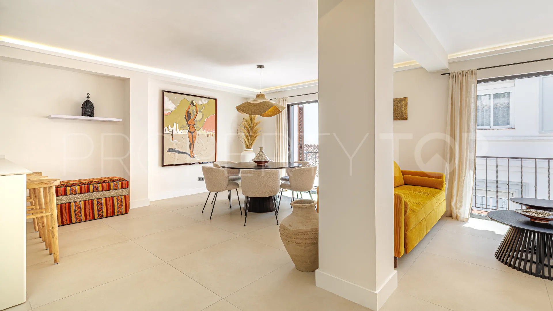 3 bedrooms apartment in Casco antiguo for sale