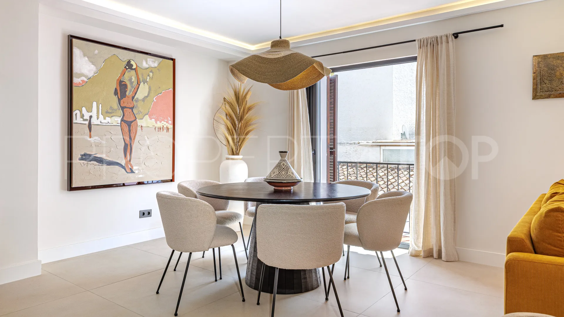 3 bedrooms apartment in Casco antiguo for sale