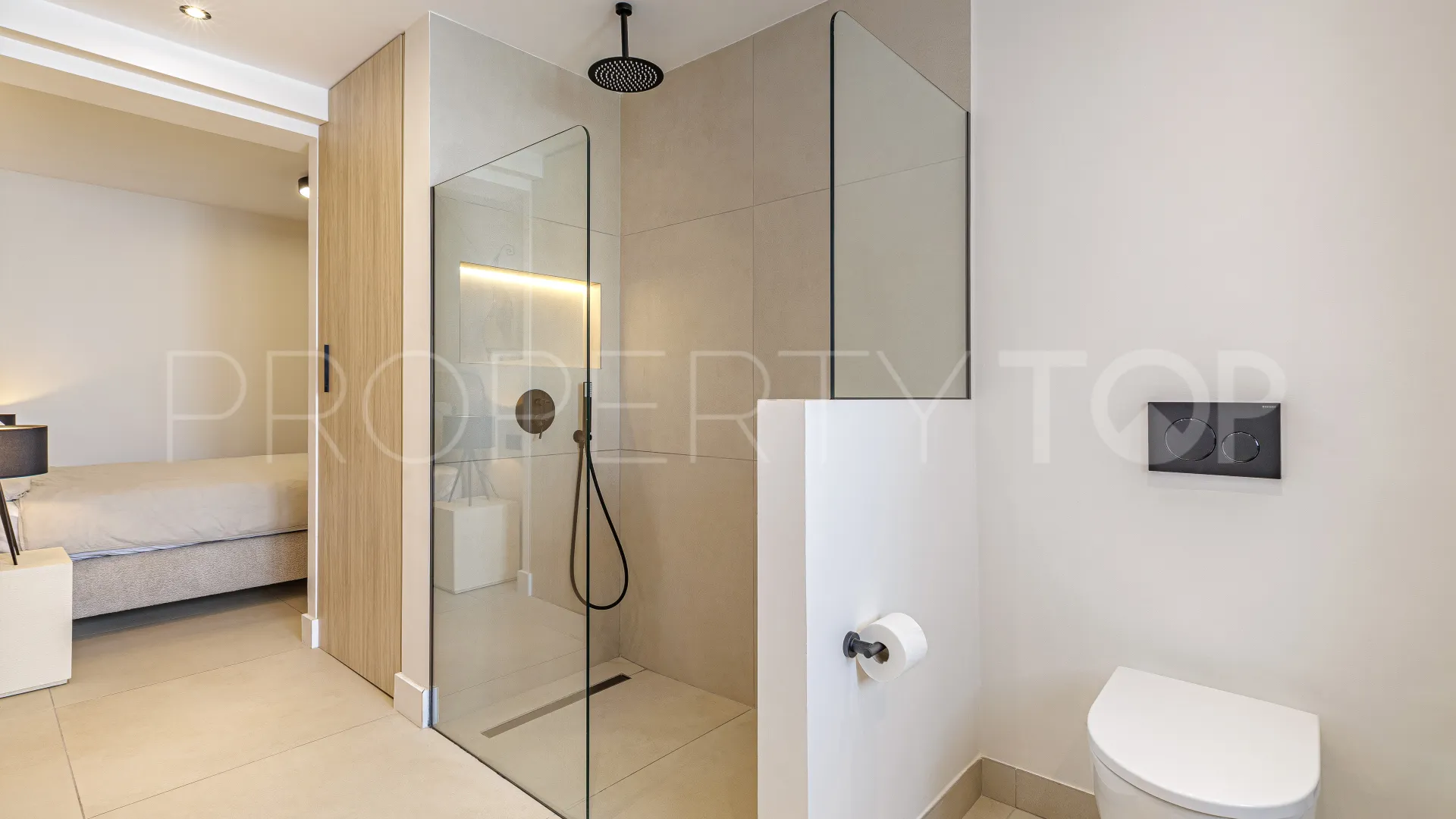 3 bedrooms apartment in Casco antiguo for sale