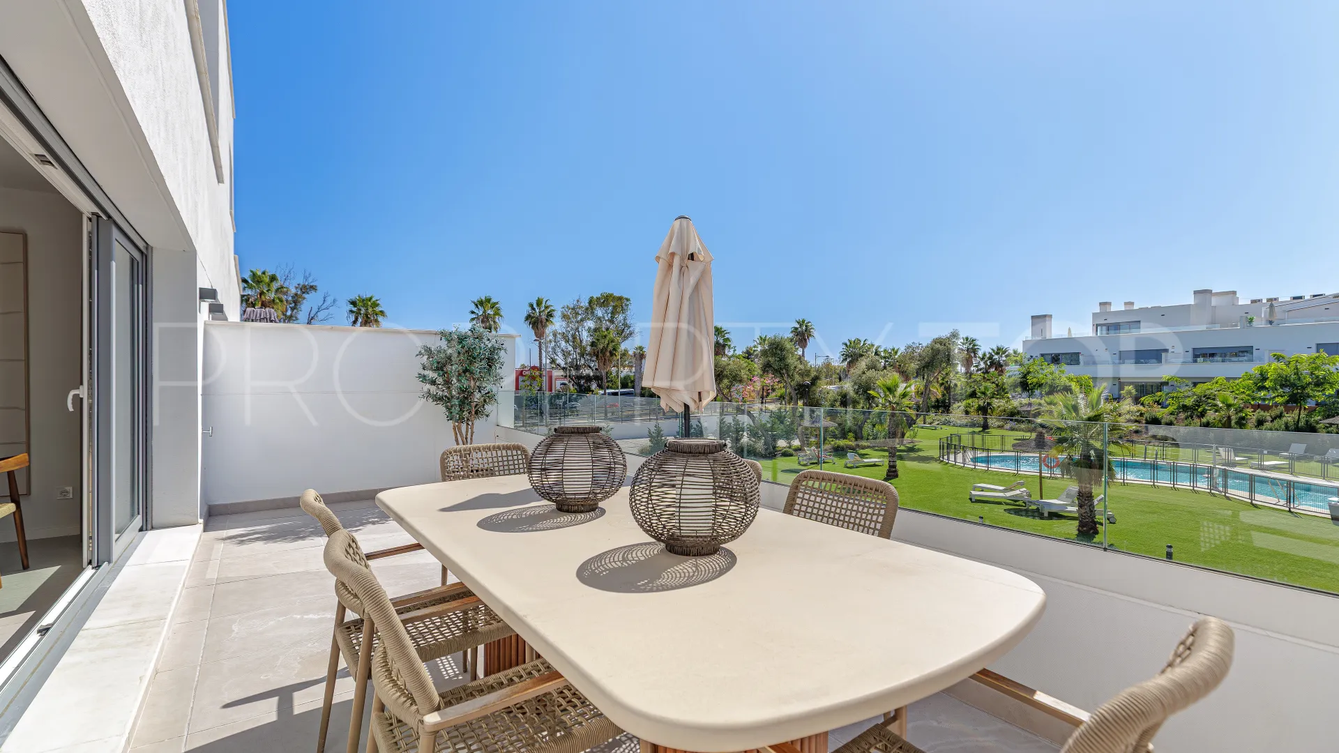 Apartment for sale in Estepona