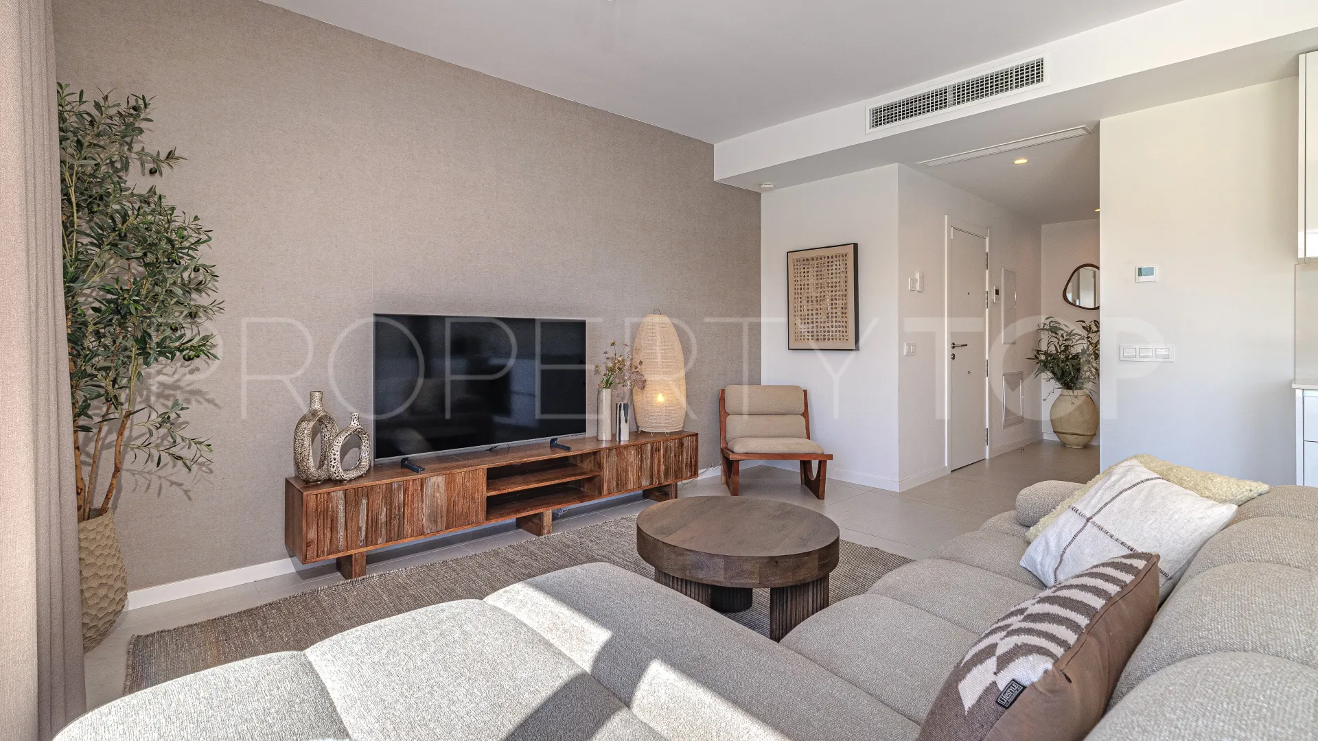 Apartment for sale in Estepona