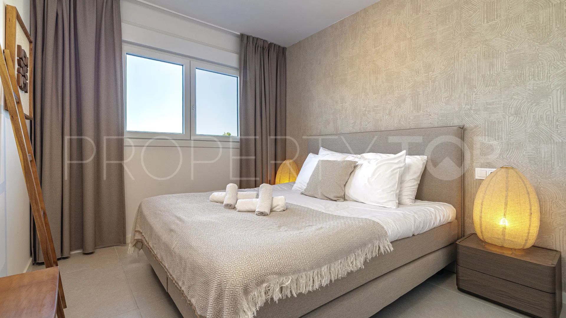 Apartment for sale in Estepona