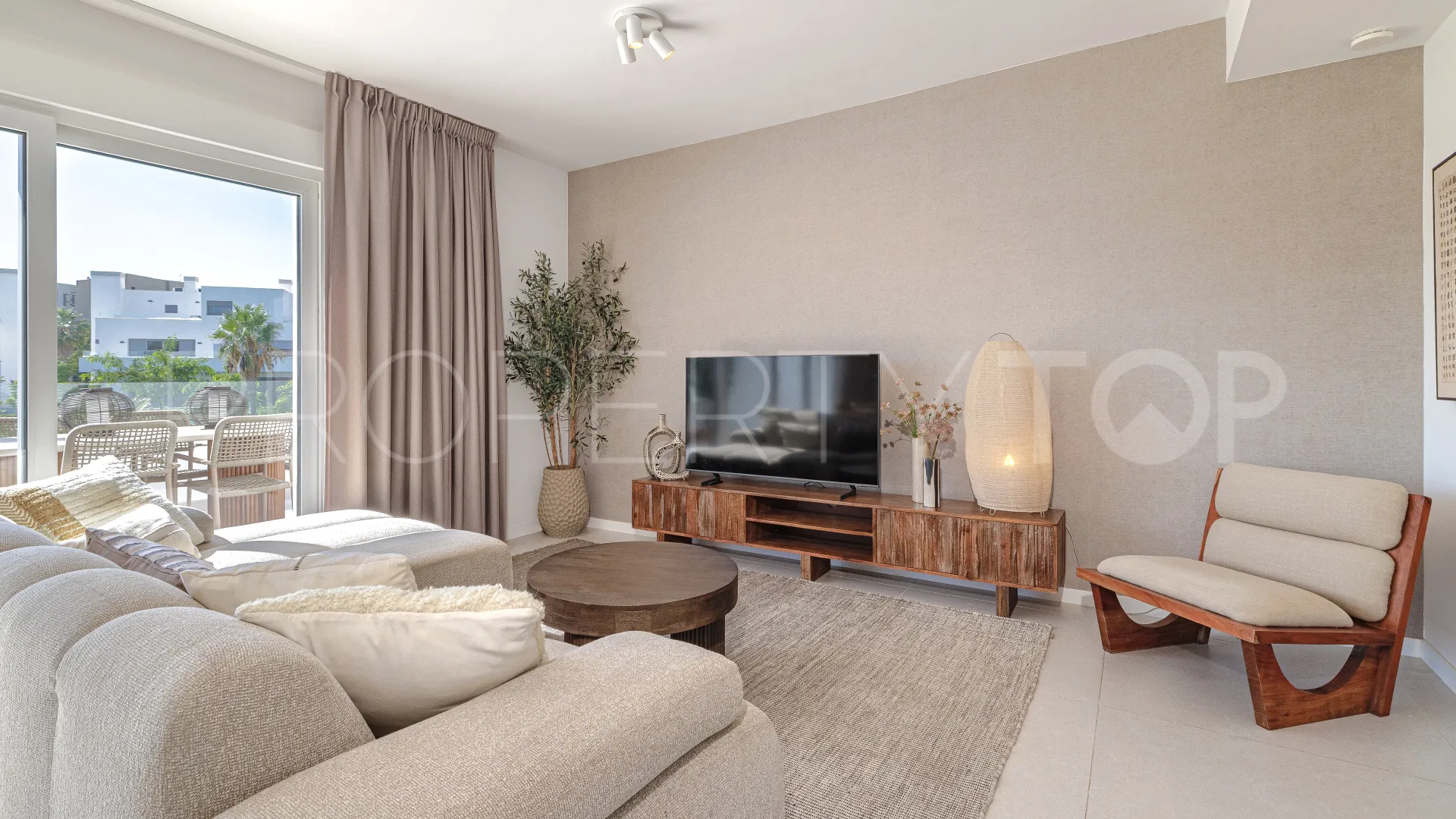 Apartment for sale in Estepona