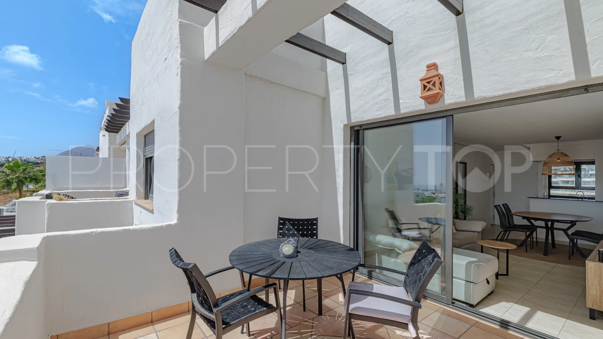 Atico duplex a la venta con 2 dormitorios en Estepona