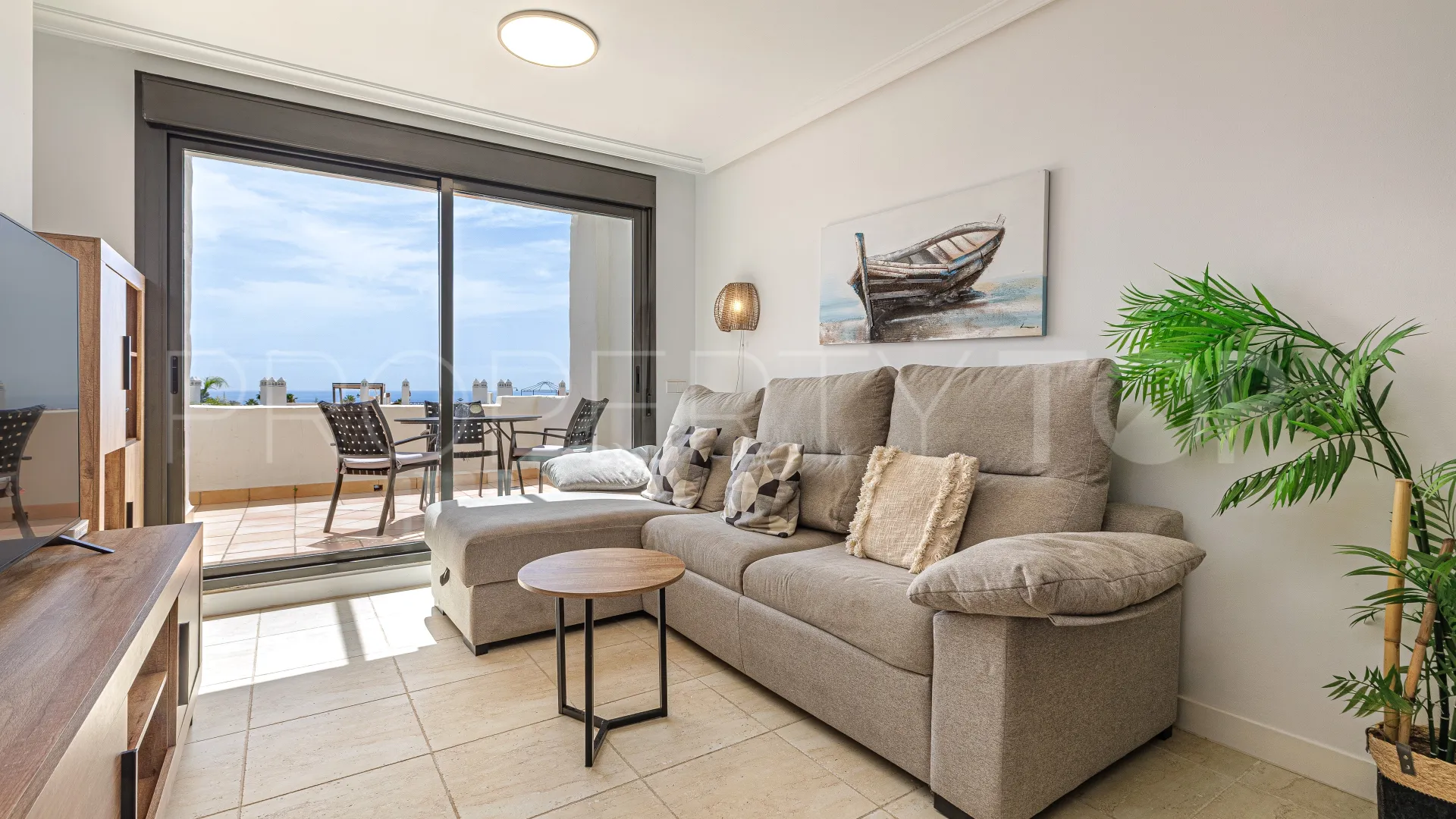 Atico duplex a la venta con 2 dormitorios en Estepona