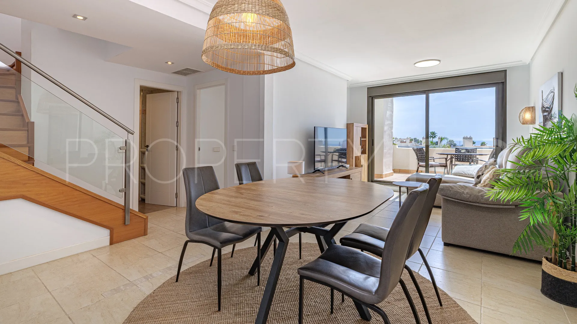 Atico duplex a la venta con 2 dormitorios en Estepona