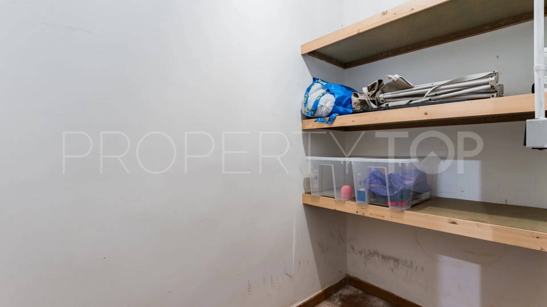 Estepona, atico duplex con 2 dormitorios en venta