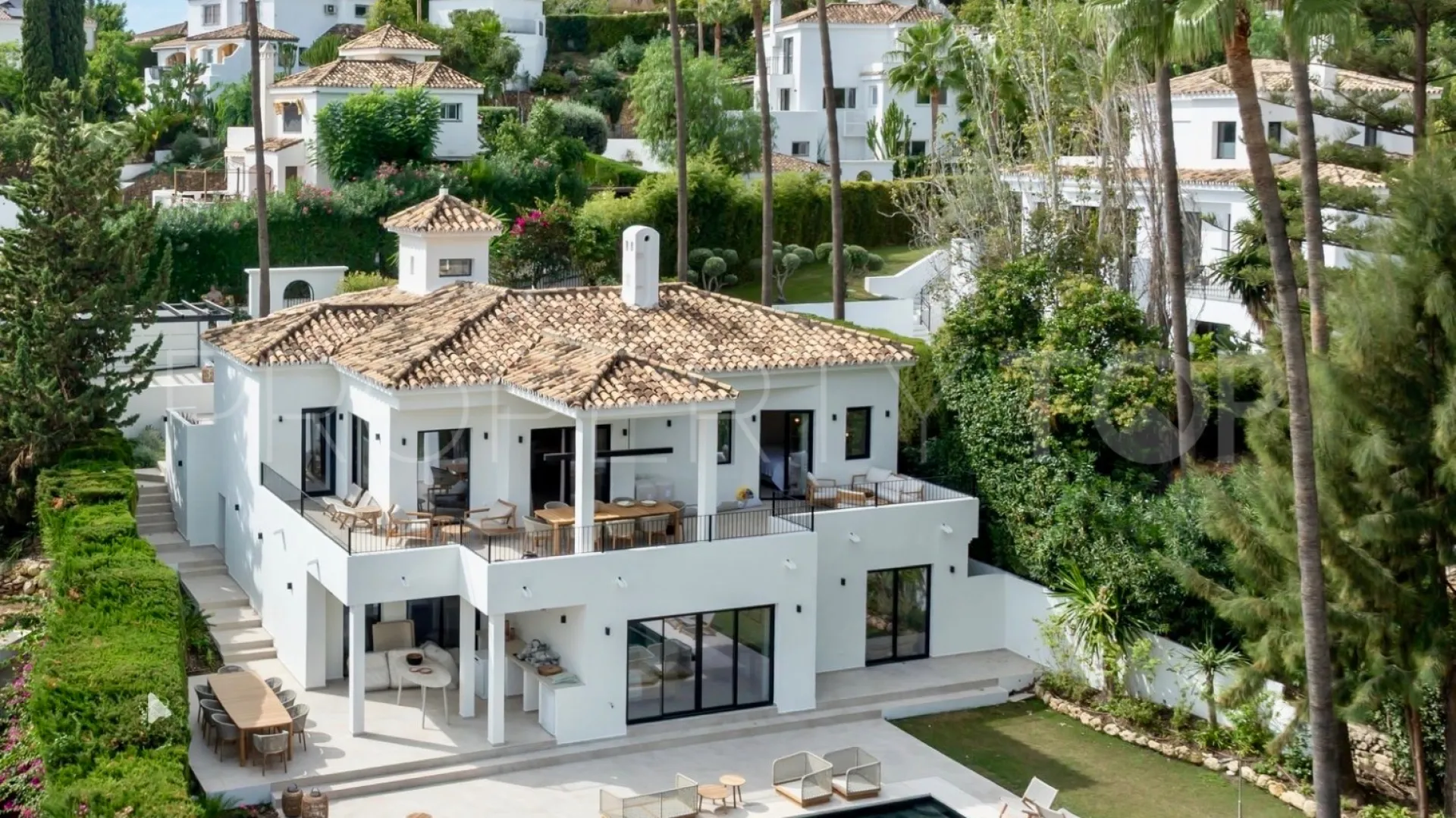 Los Naranjos Hill Club, villa con 4 dormitorios a la venta