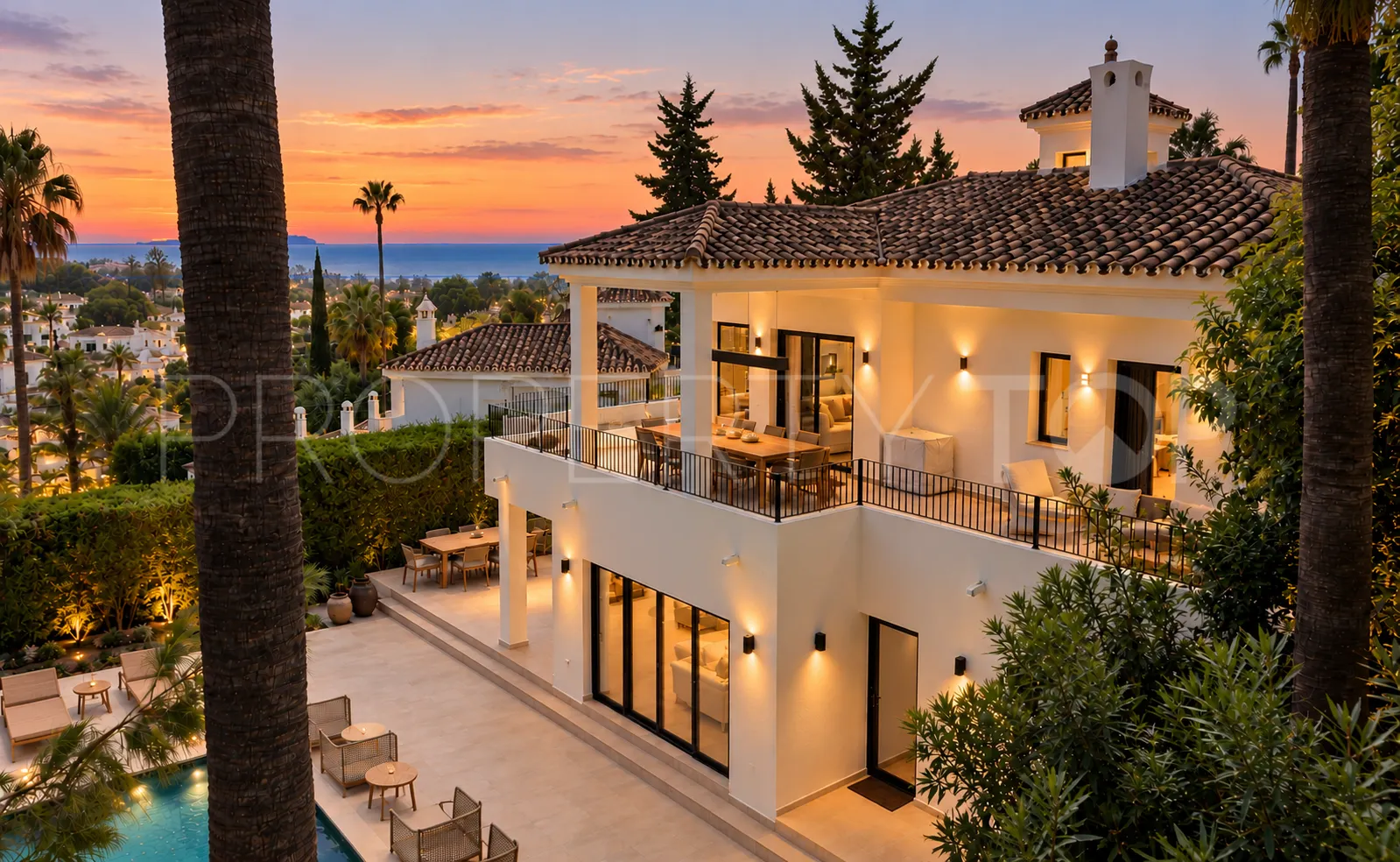Los Naranjos Hill Club, villa con 4 dormitorios a la venta