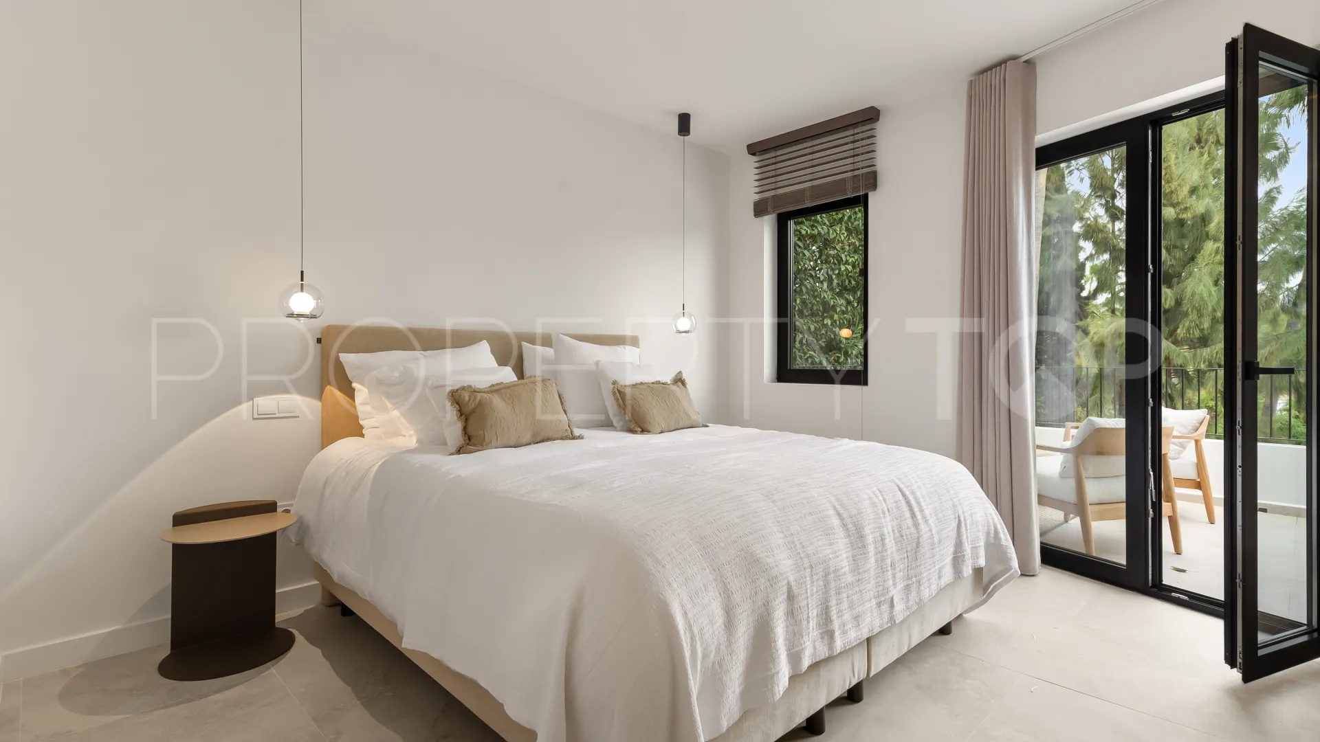 Los Naranjos Hill Club, villa con 4 dormitorios a la venta