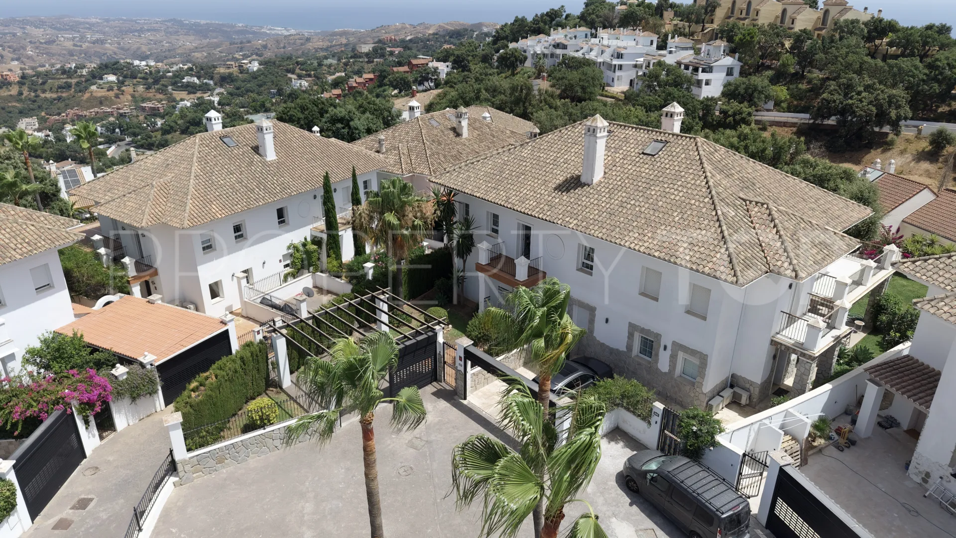 Villa for sale in Marbella East