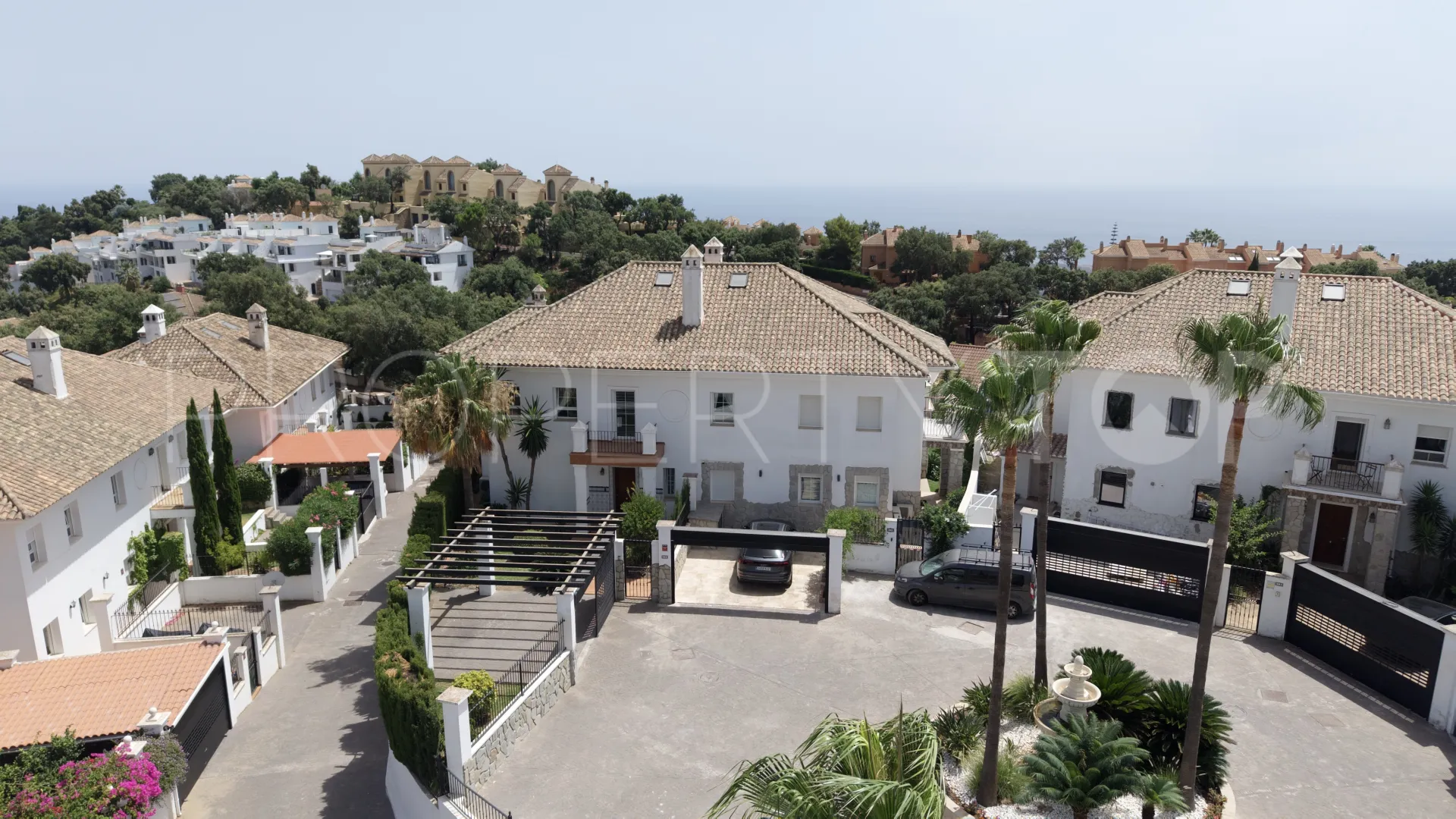 Villa for sale in Marbella East