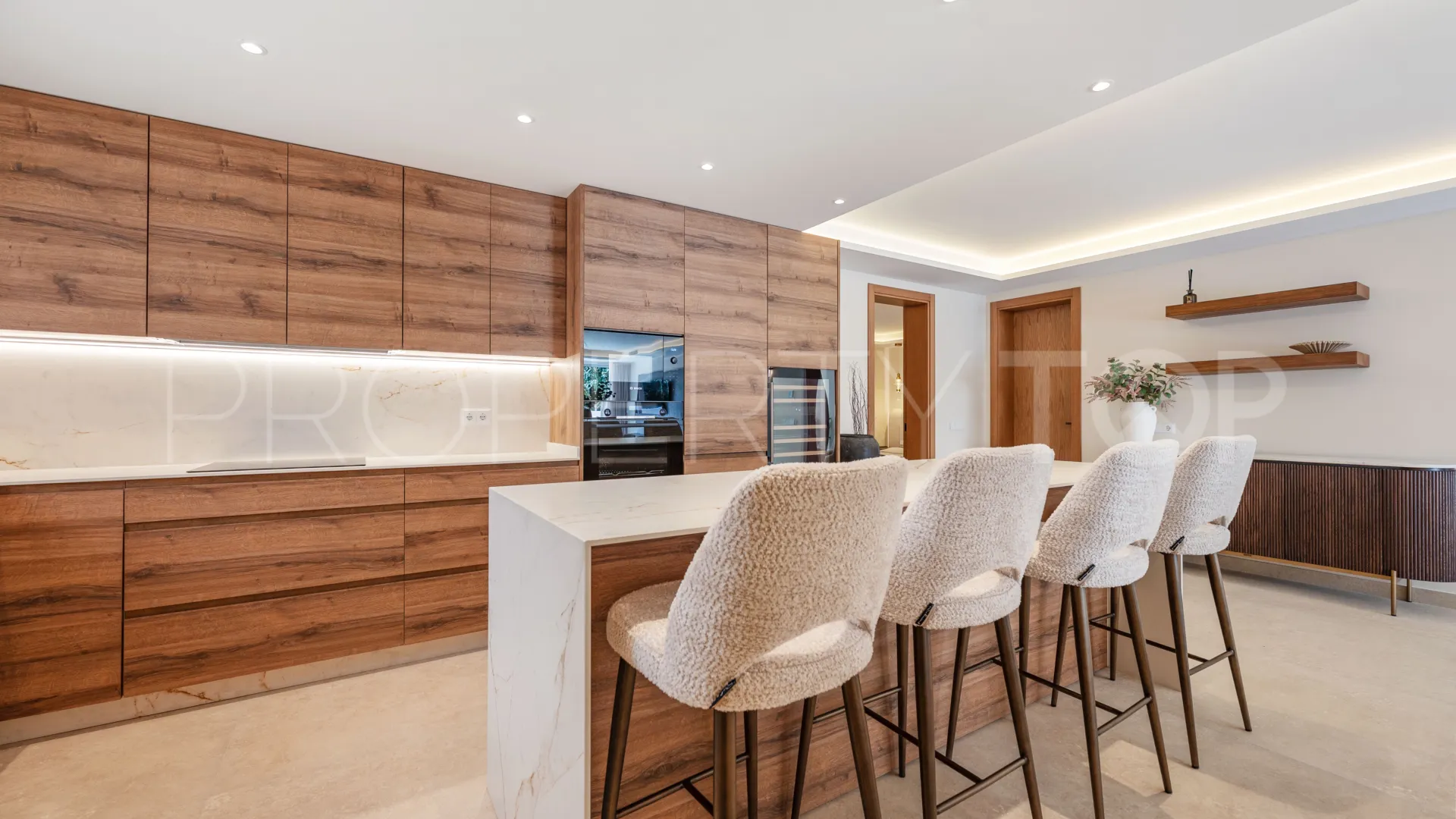 Apartamento en venta en Nueva Andalucia
