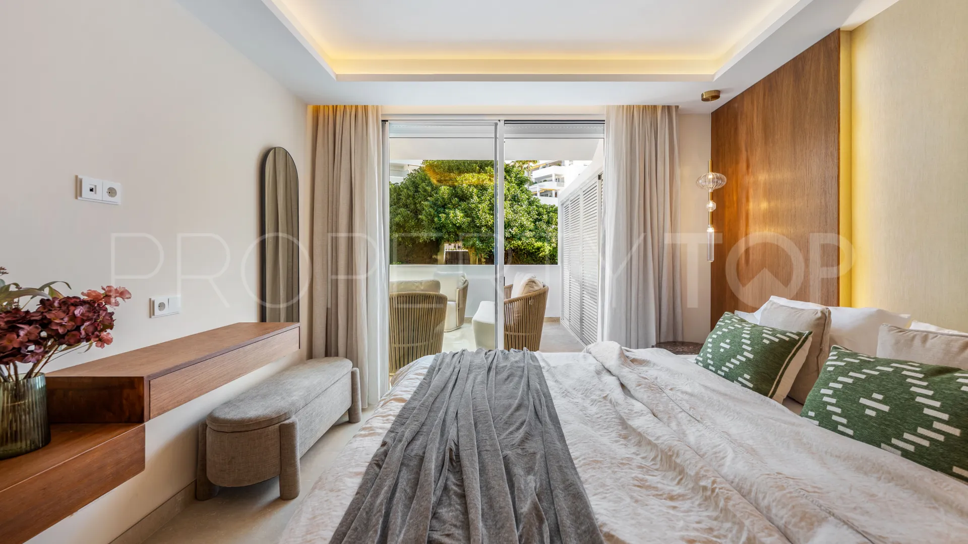 Apartamento en venta en Nueva Andalucia