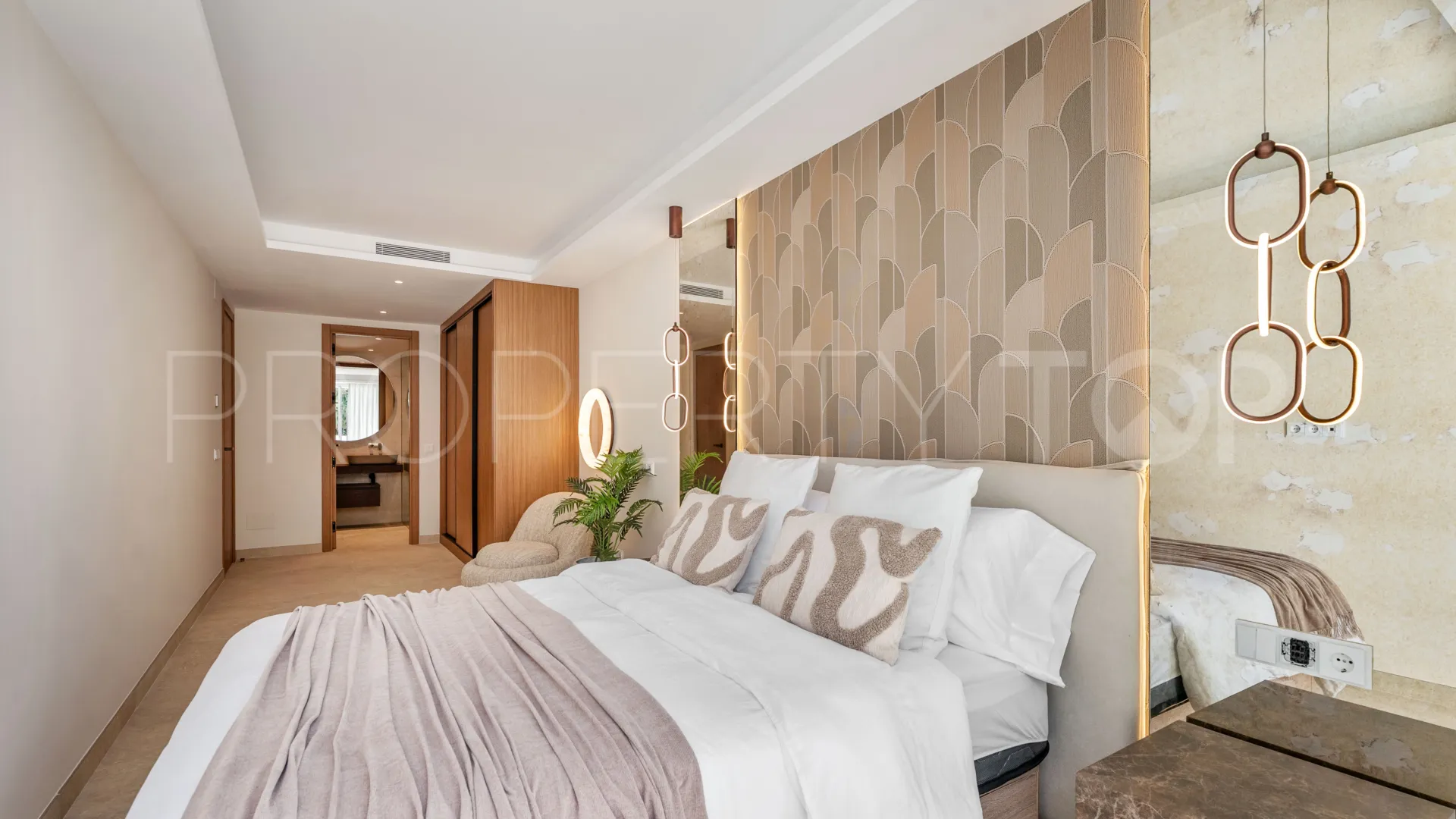 Apartamento en venta en Nueva Andalucia