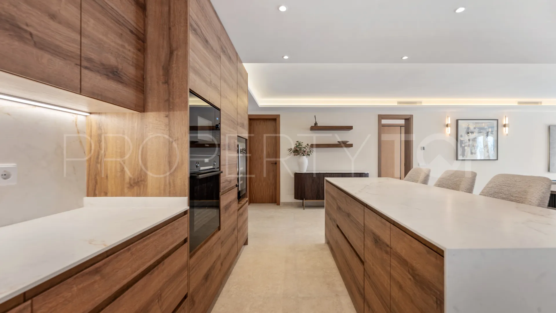 Apartamento en venta en Nueva Andalucia