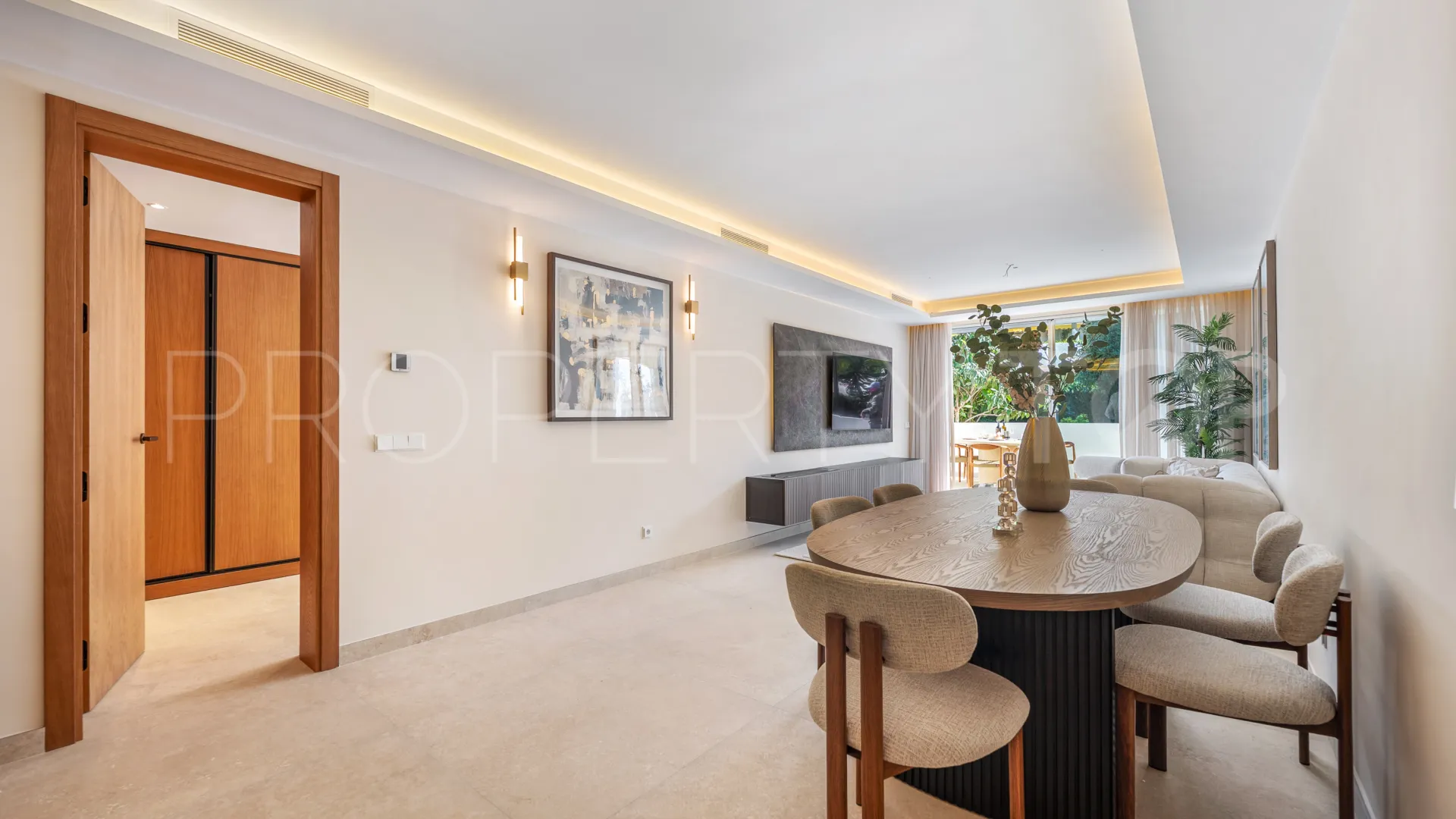 Apartamento en venta en Nueva Andalucia