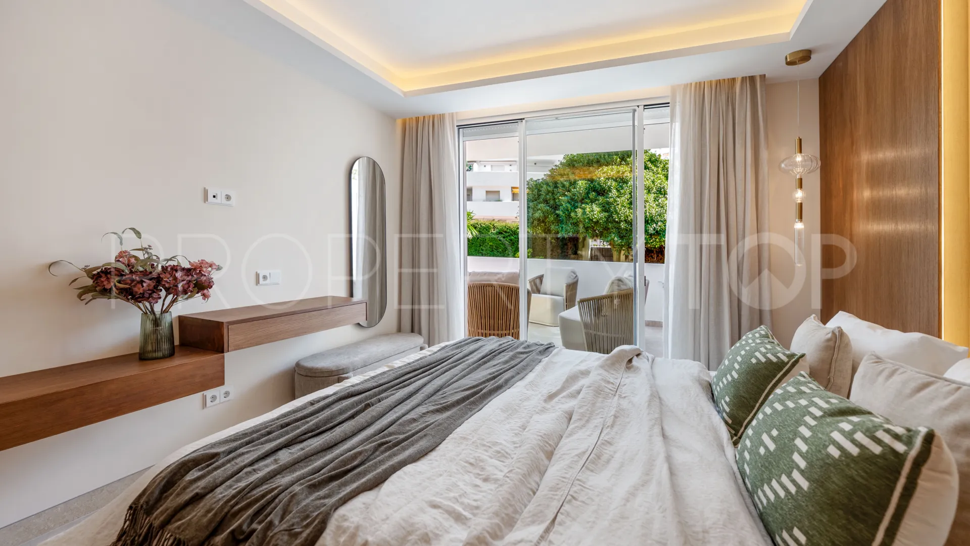 Apartamento en venta en Nueva Andalucia